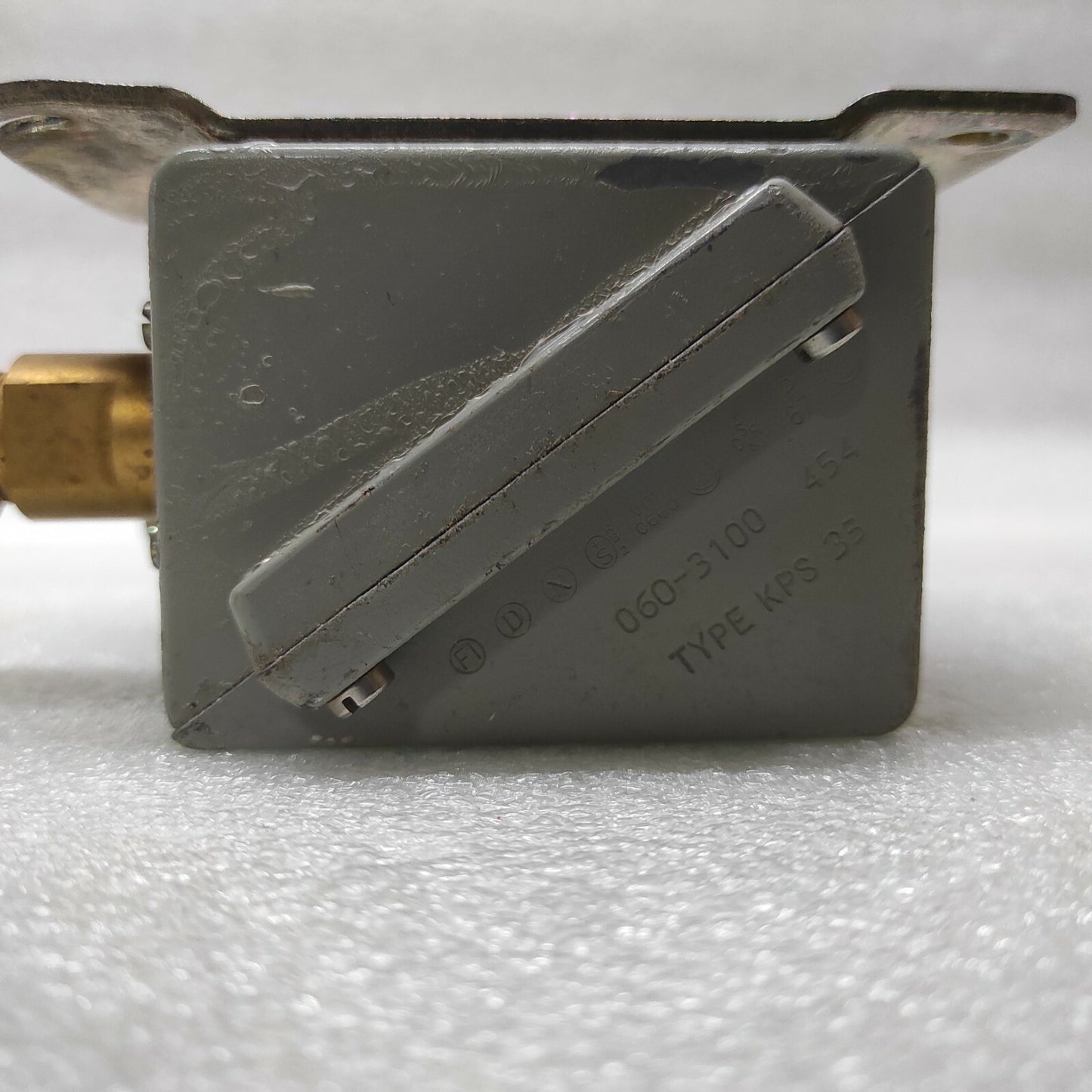 DANFOSS KPS35 PRESSURE SWITCH 060-3100 454