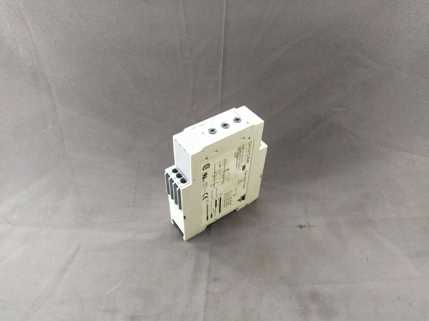 Carlo Gavazzi DAC01 Star Delta Timer DAC01CM40 380-415 VAC