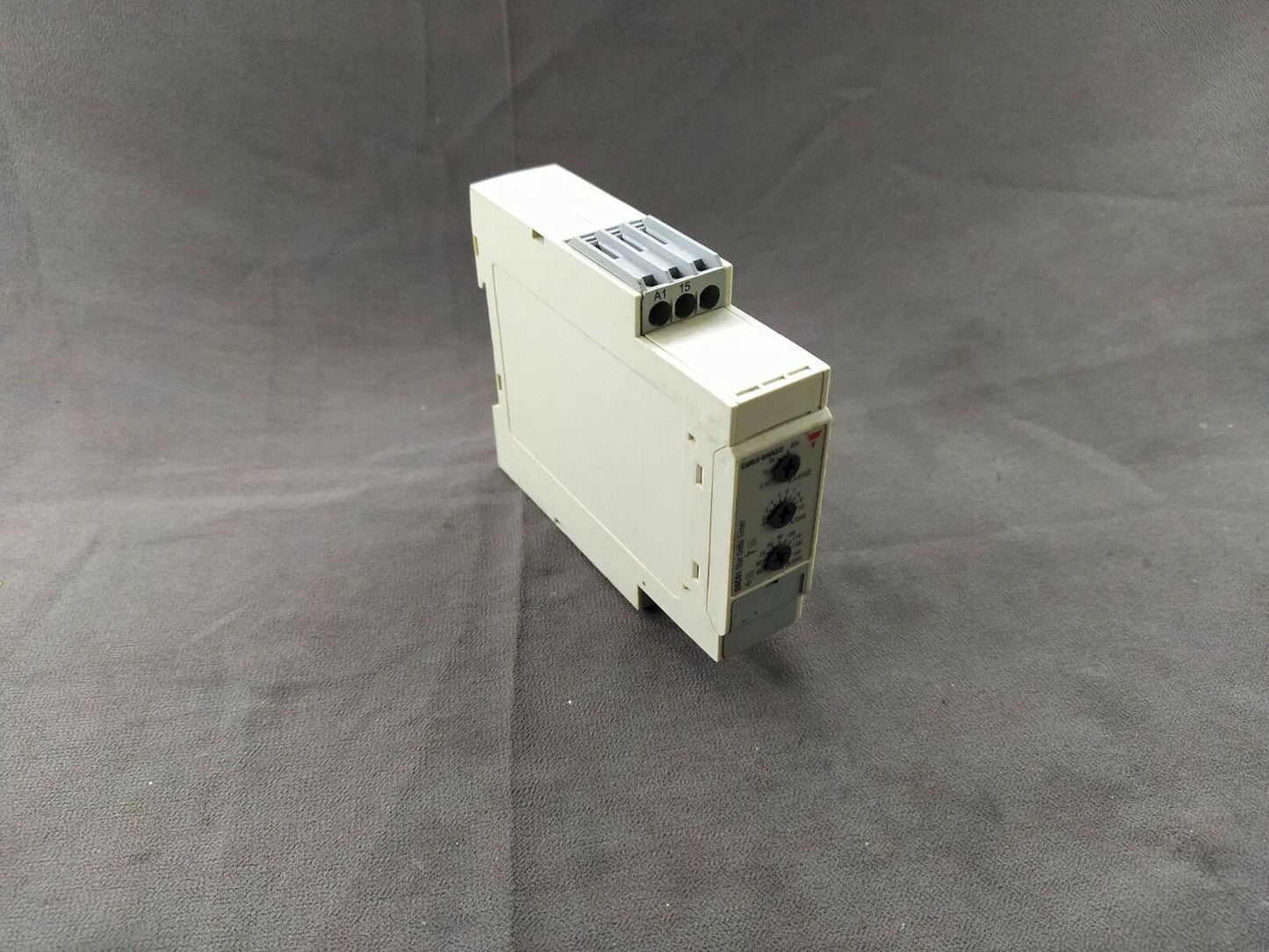 Carlo Gavazzi DAC01 Star Delta Timer DAC01CM40 380-415 VAC