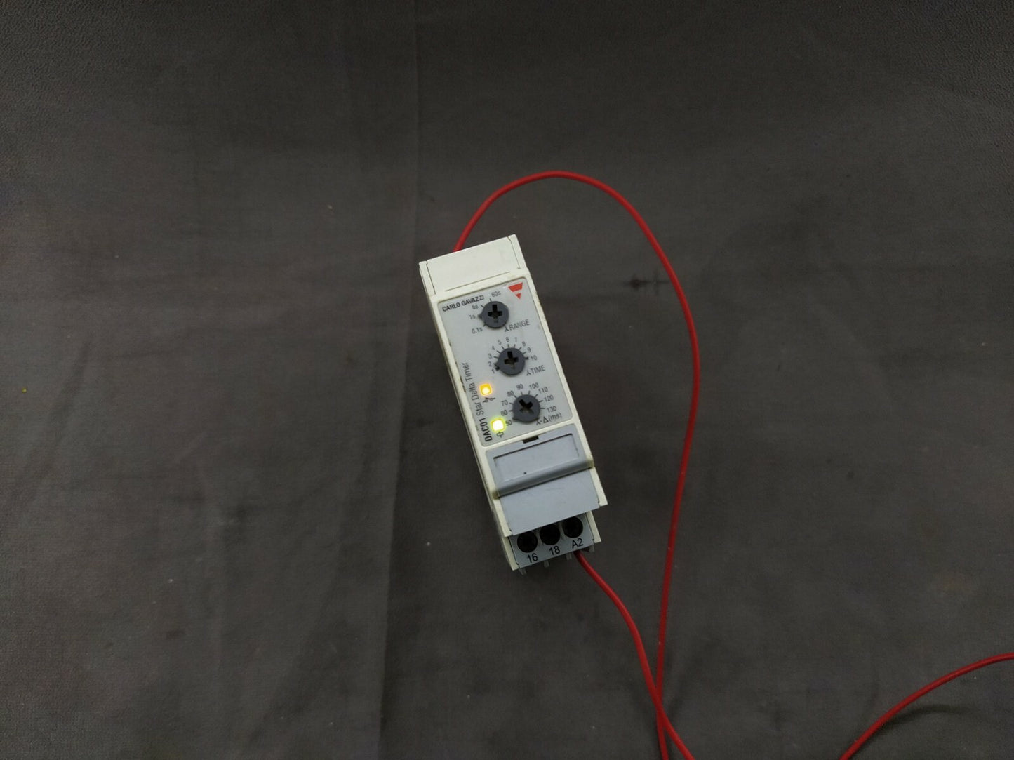 Carlo Gavazzi DAC01 Star Delta Timer DAC01CM40 380-415 VAC
