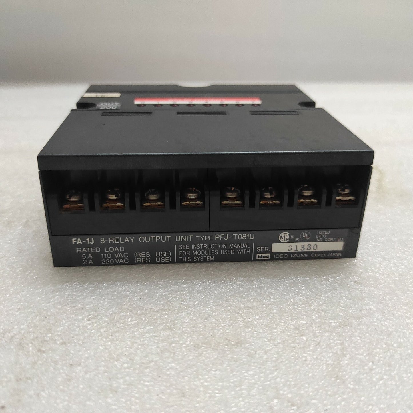 IDEC PFJ-T081U 8-RELAY OUTPUT UNIT