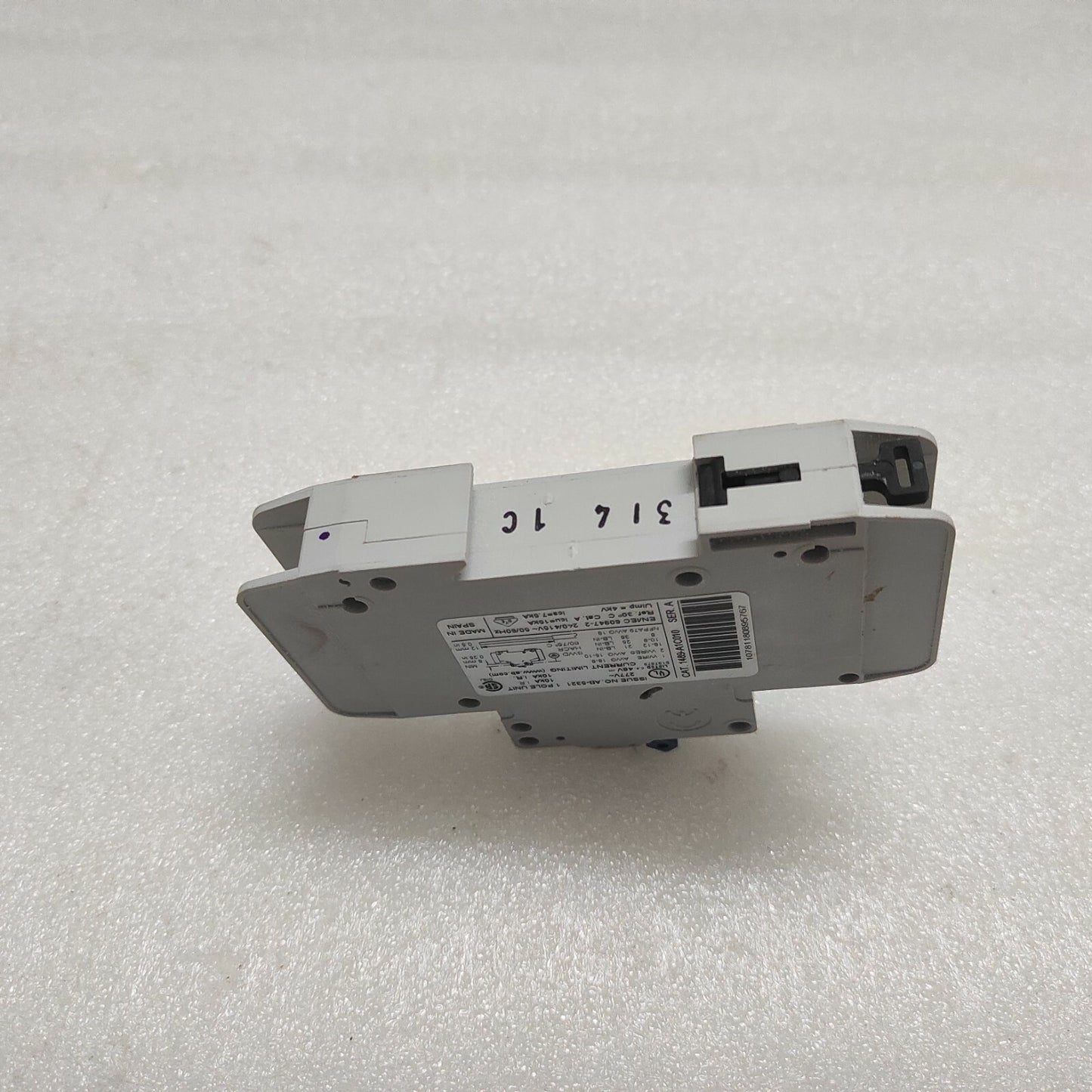 ALLEN BRADLEY CAT 1489-A1C010 MINIATURE 1-POLE CIRCUIT BREAKER 10A 277V