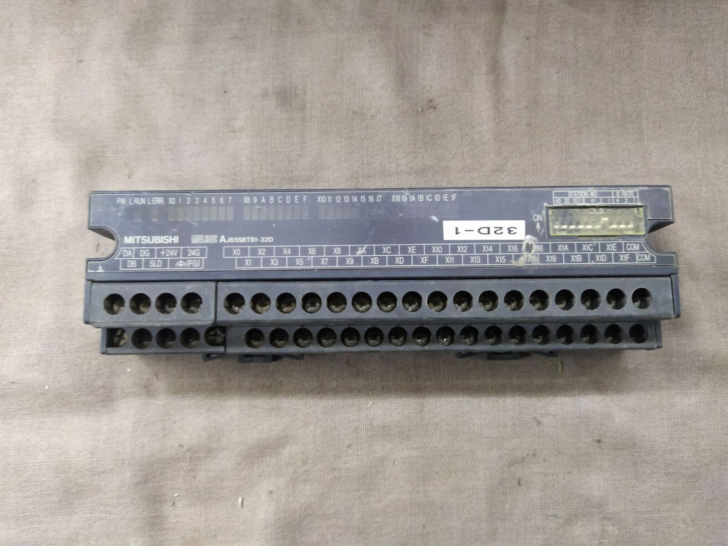 Mitsubishi Melsec AJ65SBTB1-32D 24V DC