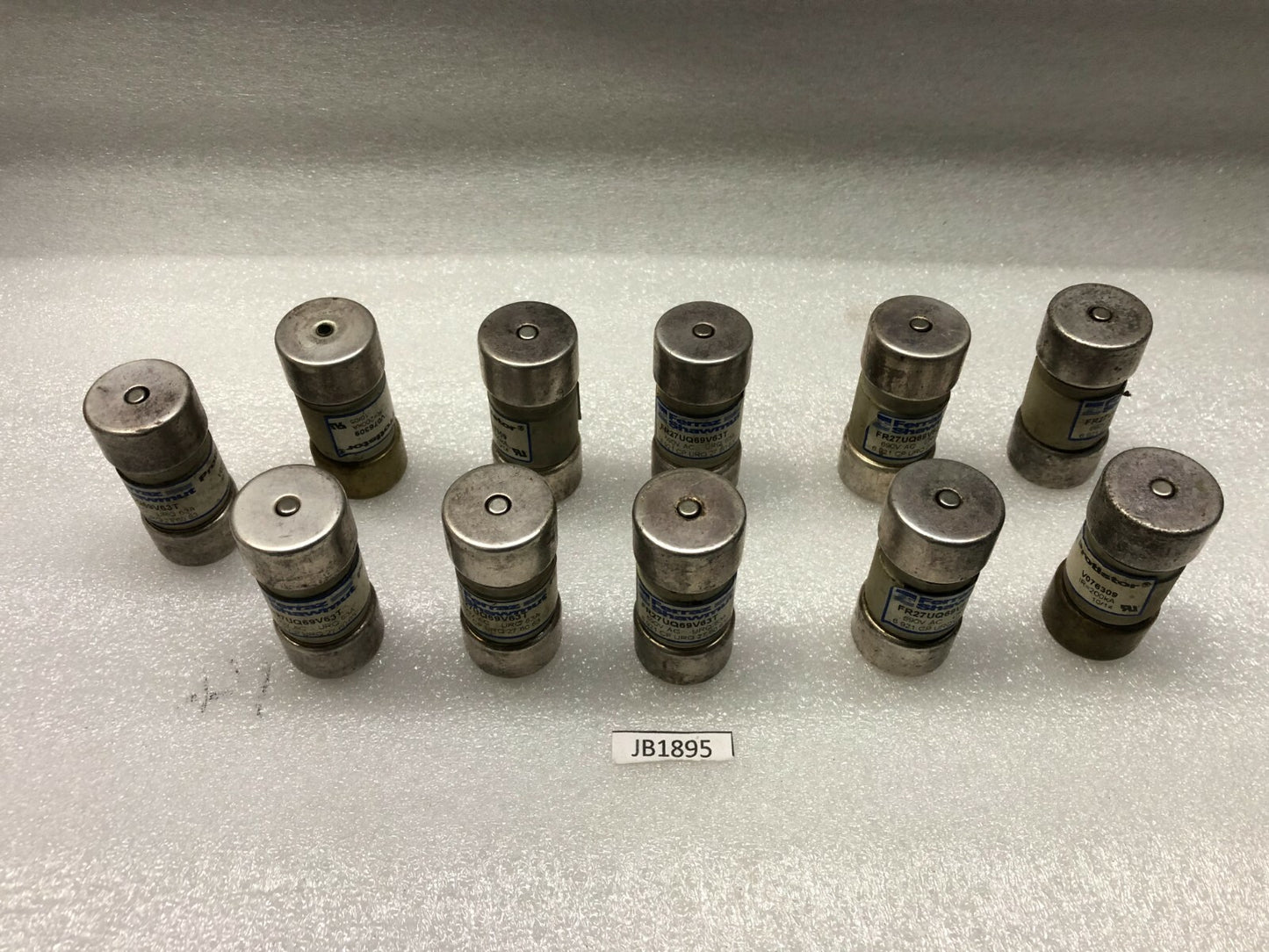 FERRAZ SHAWMUT FR27UQ69V63T FUSE 690VAC 6.921 CP URQ 27 60 63