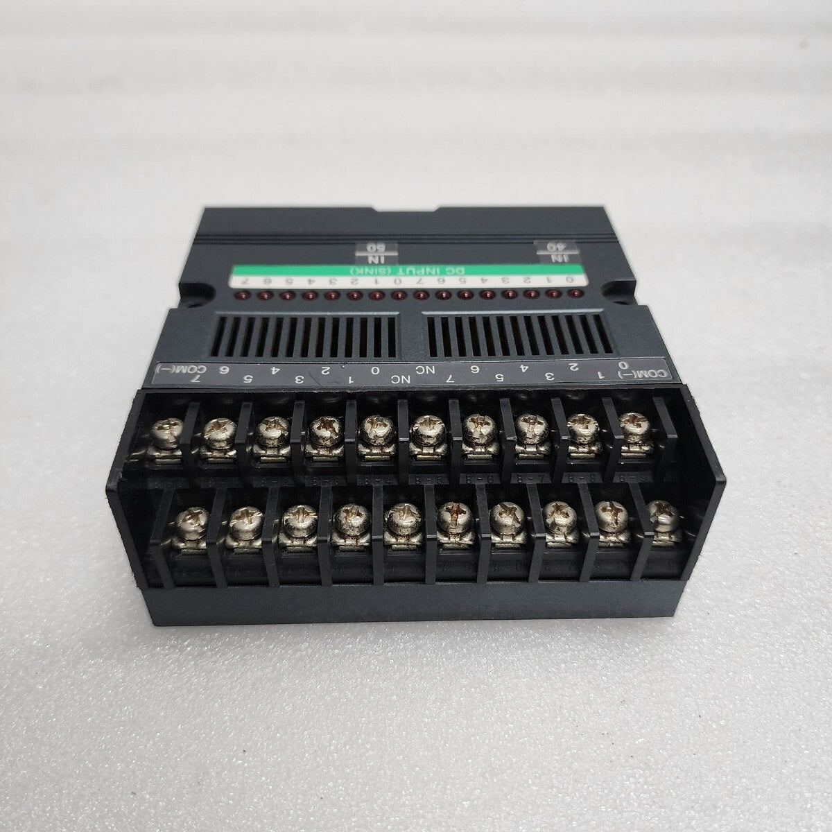 IDEC PFJ-N162U 16-DC INPUT UNIT