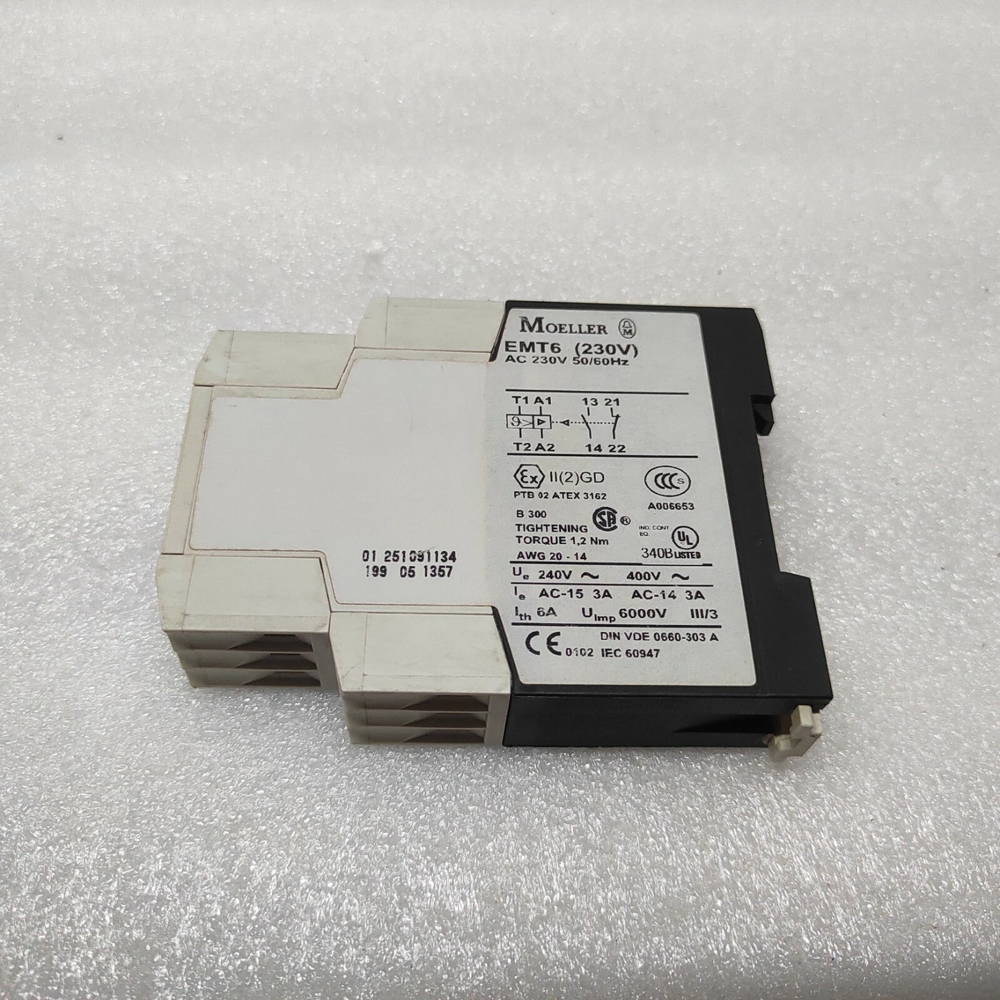 MOELLER EMT6 THERMISTOR OVERLOAD RELAY 230V