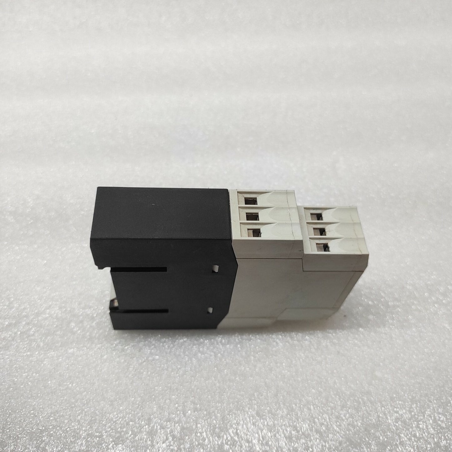 MOELLER EMT6 THERMISTOR OVERLOAD RELAY 230V