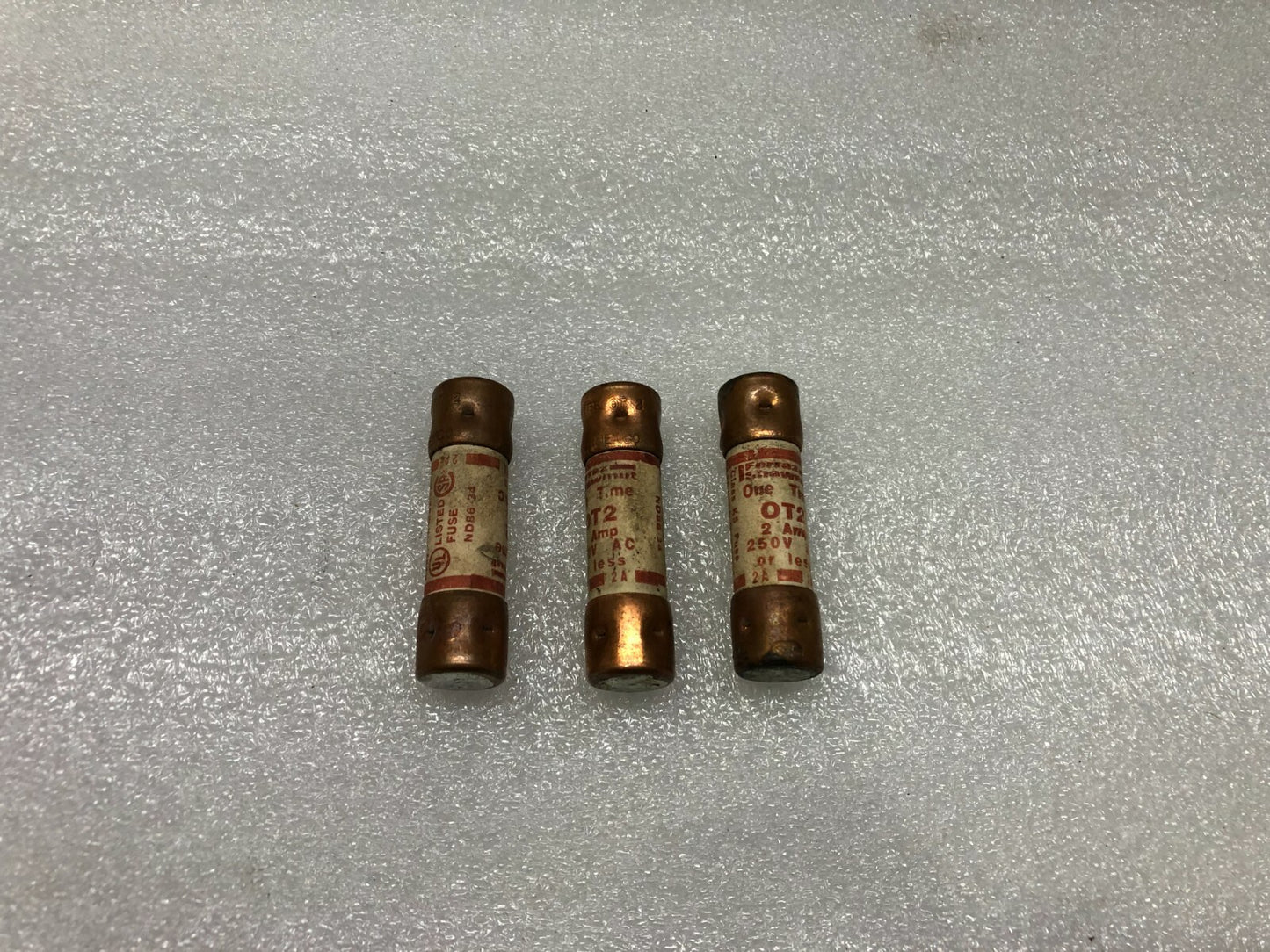 FERRAZ SHAWMUT OT2 K5 FUSE 2A 250V LOT OF 9 UNIT