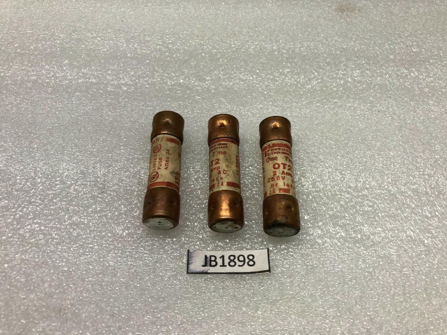 FERRAZ SHAWMUT OT2 K5 FUSE 2A 250V LOT OF 9 UNIT