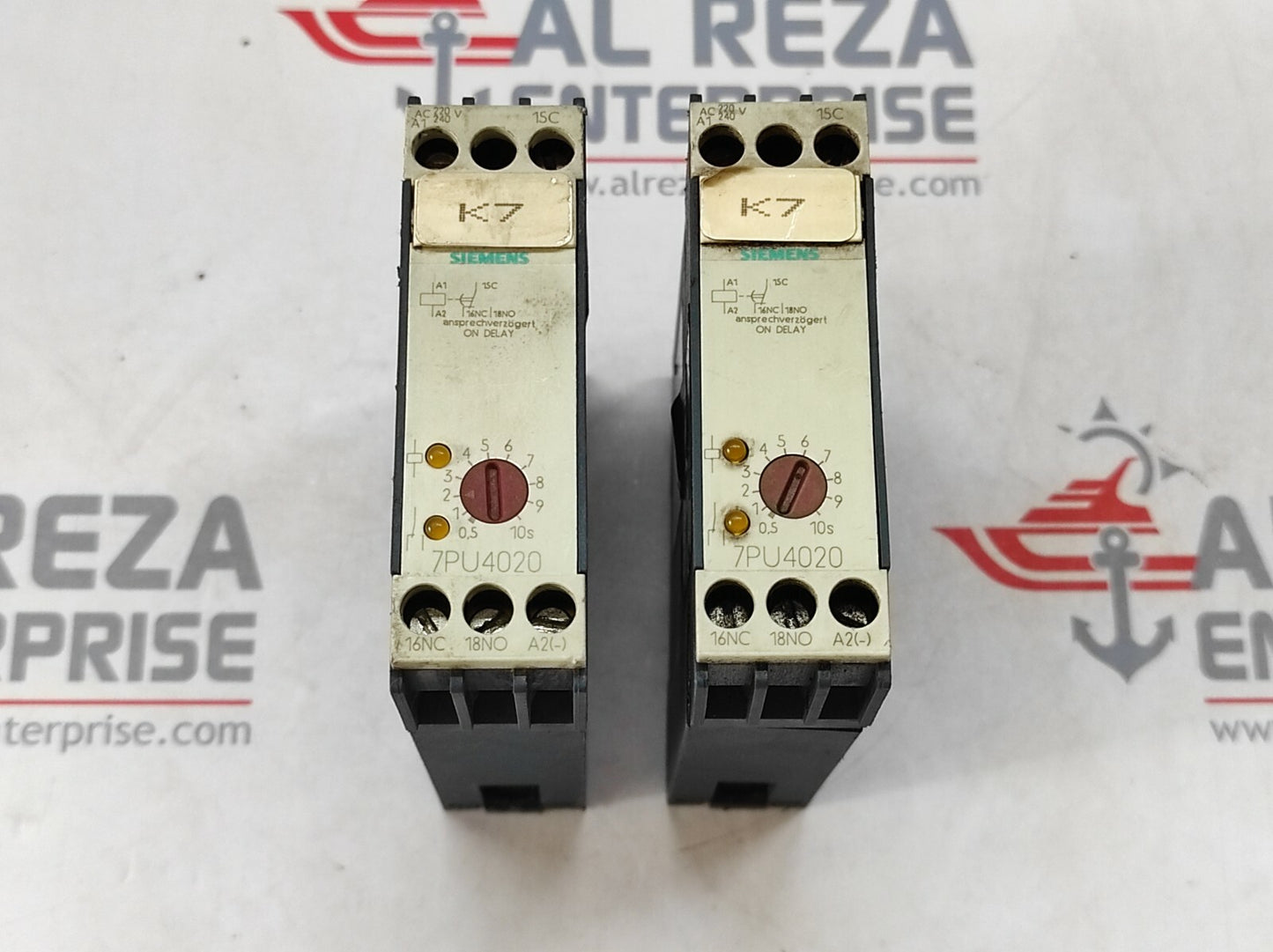 SIEMENS 7PU4020 TIME DELAY RELAY 7PU4020-1AN20 220-240V