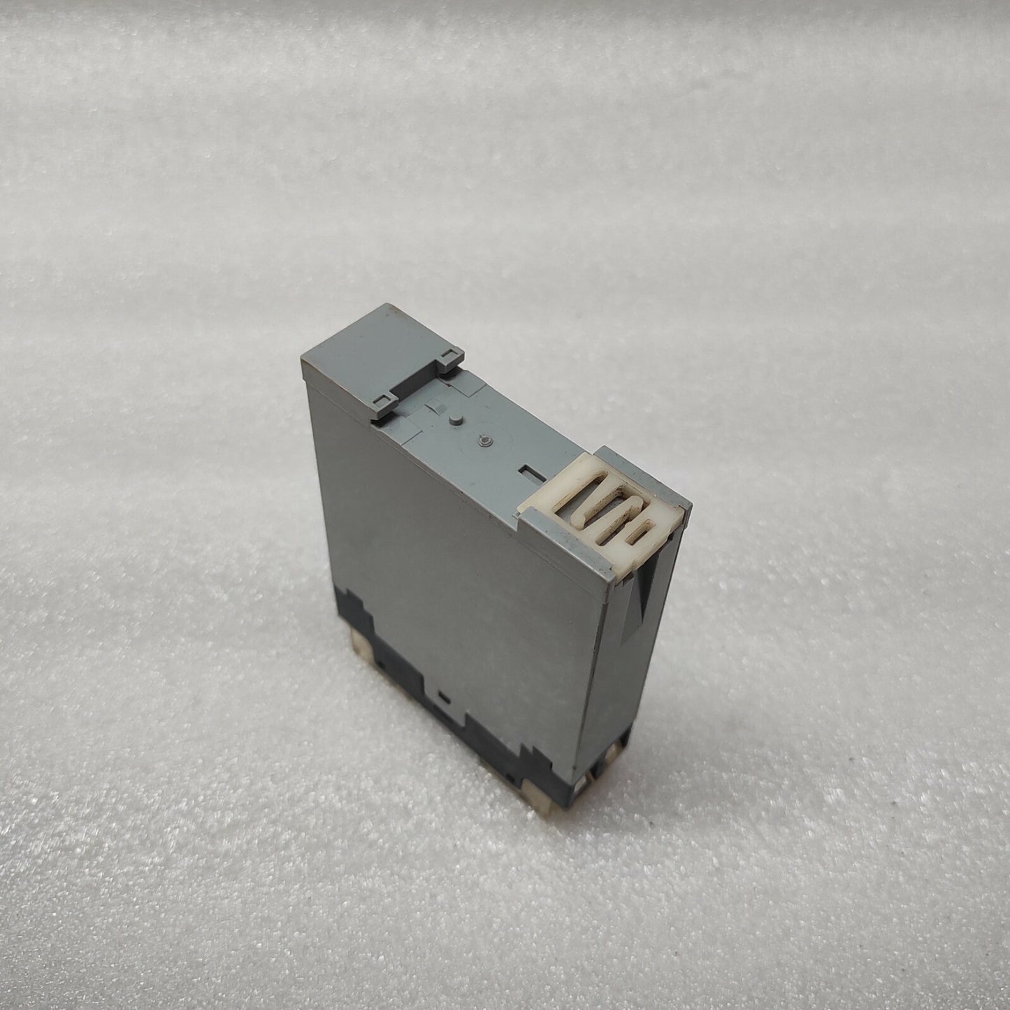 SCHLEICHER KZT11 TIME RELAY 06012802 293 077 1.5-30S 230V