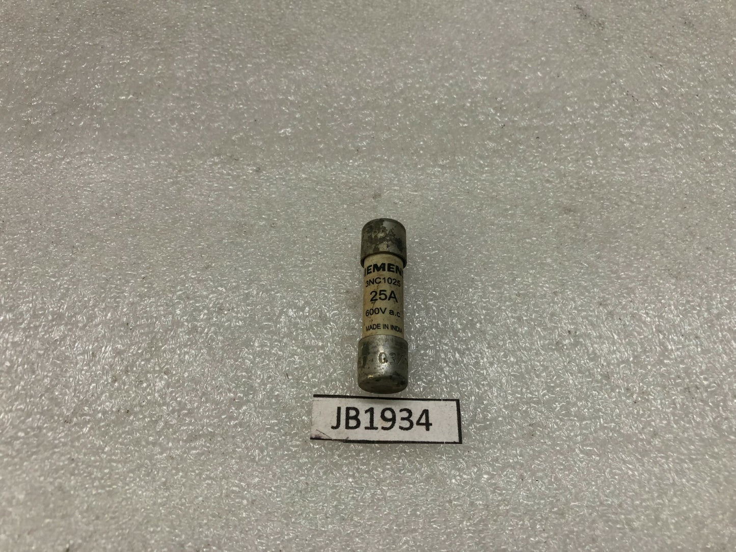 SIEMENS 3NC1025 CARTRIDGE FUSE 10X38 MM 25A 600VAC LOT OF 40 PC