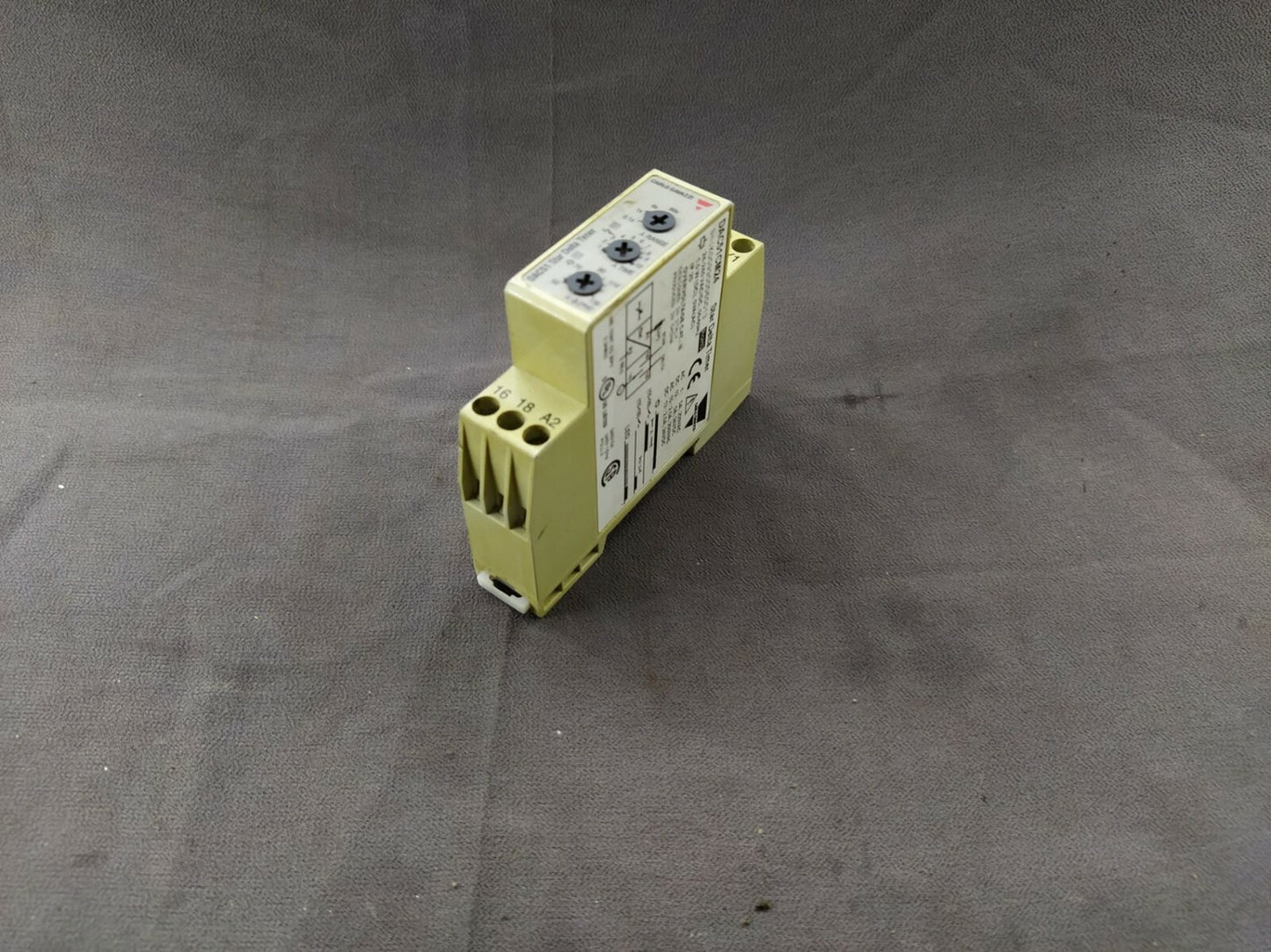 Carlo Gavazzi DAC51 Star Delta Timer DAC51CM24 24-240 VAC/DC