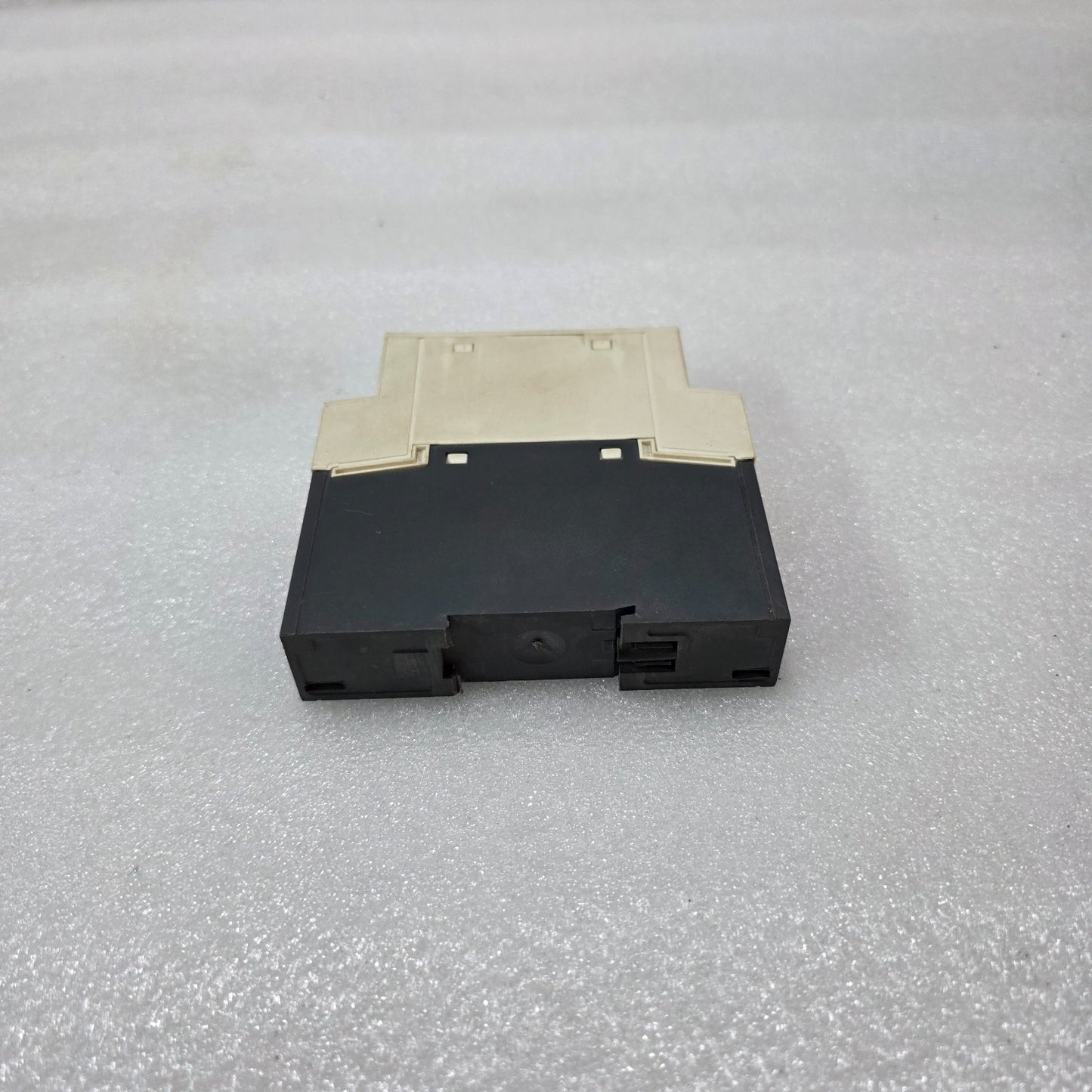 S ELECTRIC LT3SA00M PTC PROBE RELAY 115-230V LT3 SA00M
