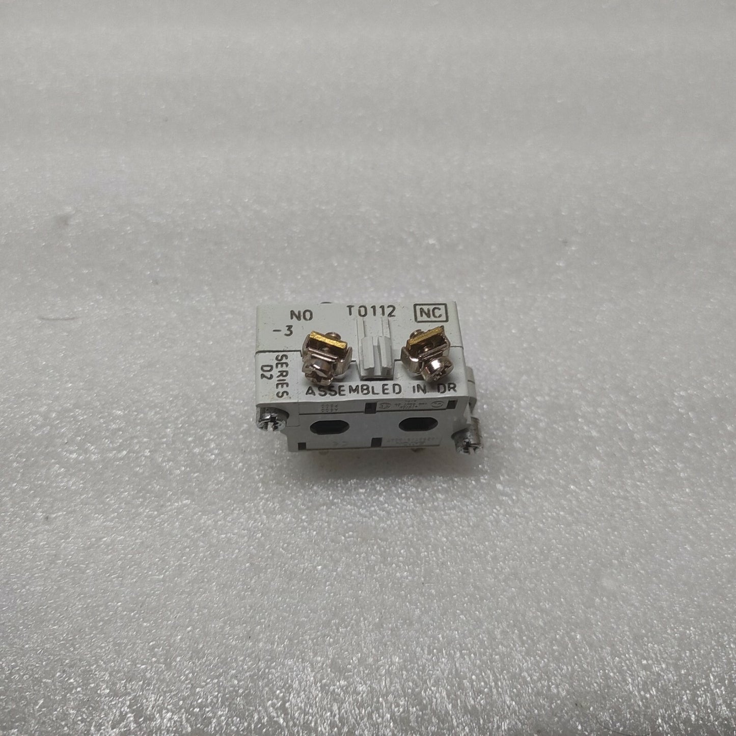 EATON CUTLER HAMMER 10250T1 CONTACT BLOCK