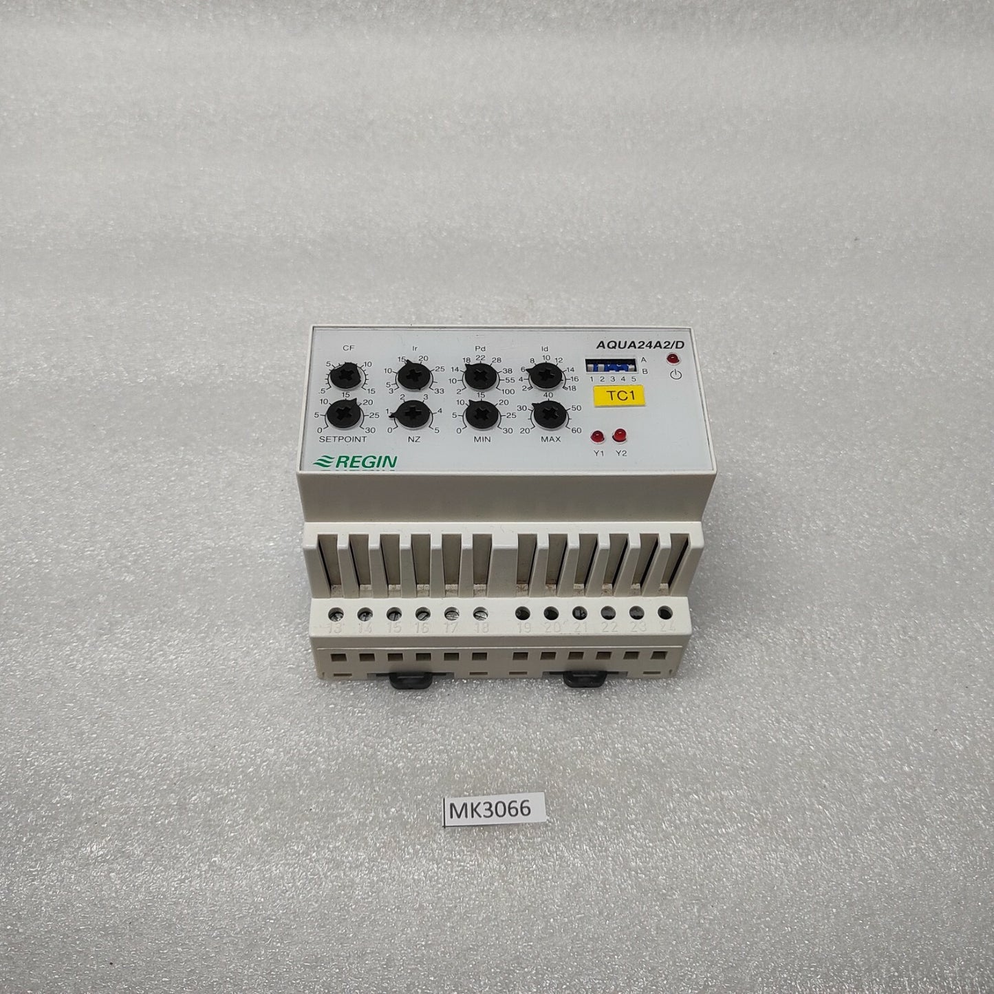 AB REGIN AQUA24A2/D TEMPERATURE CONTROLLER
