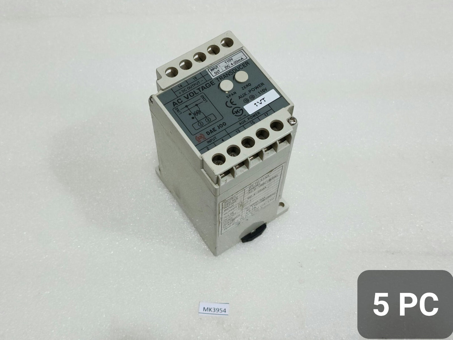 DAE JOO DT-1V-A1AA AC VOLTAGE TRANSDUCER 110-220VAC