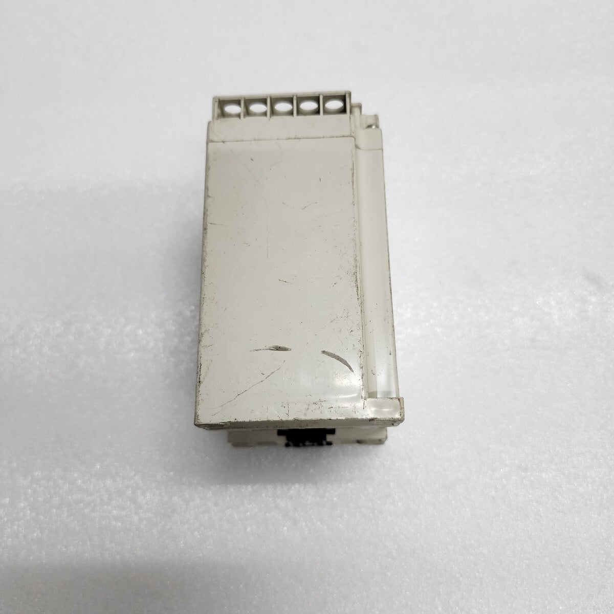 DAE JOO DT-1V-A1AA AC VOLTAGE TRANSDUCER 110-220VAC