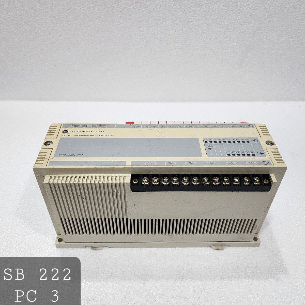 ALLEN BRADLEY SLC 100 CAT 1745-E101 SER B PROGRAMMABLE CONTROLLER EXPANSION UNIT