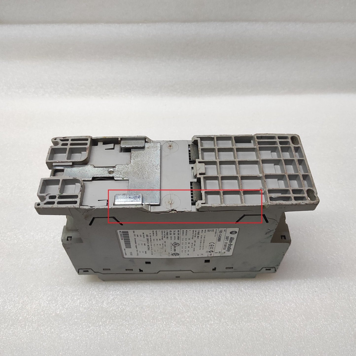 ALLEN BRADLEY SMC-3 SOFT STARTER CAT 150-C43NBR BODY CRACKED-DAMAGED