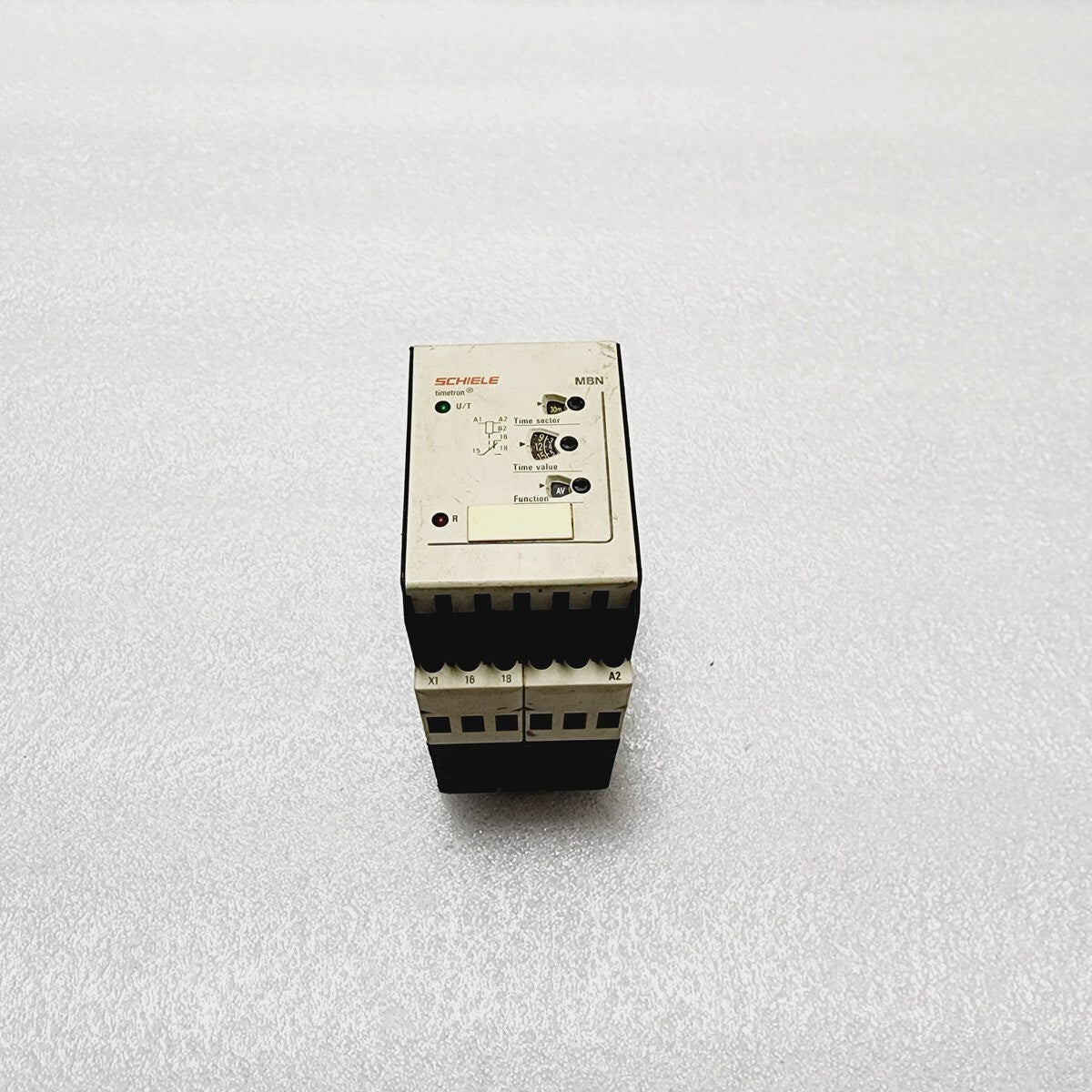 SCHIELE MBN TIMER RELAY 2.440.011.11 220-240V