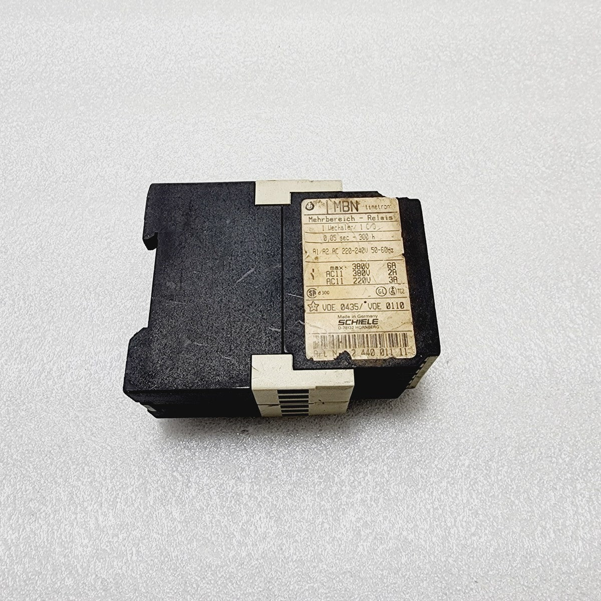 SCHIELE MBN TIMER RELAY 2.440.011.11 220-240V