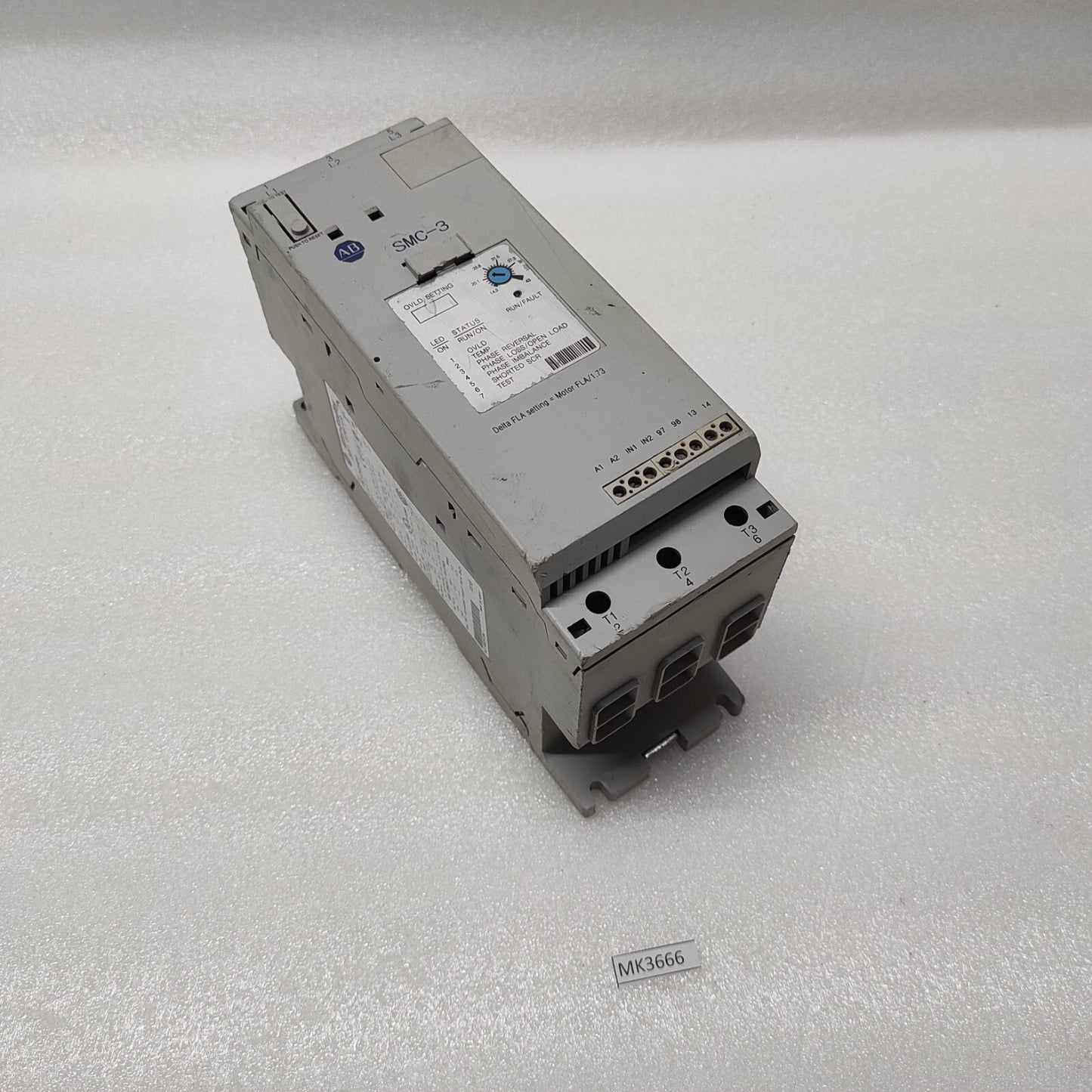 ALLEN BRADLEY SMC-3 SOFT STARTER CAT 150-C43NBR BODY CRACKED-DAMAGED