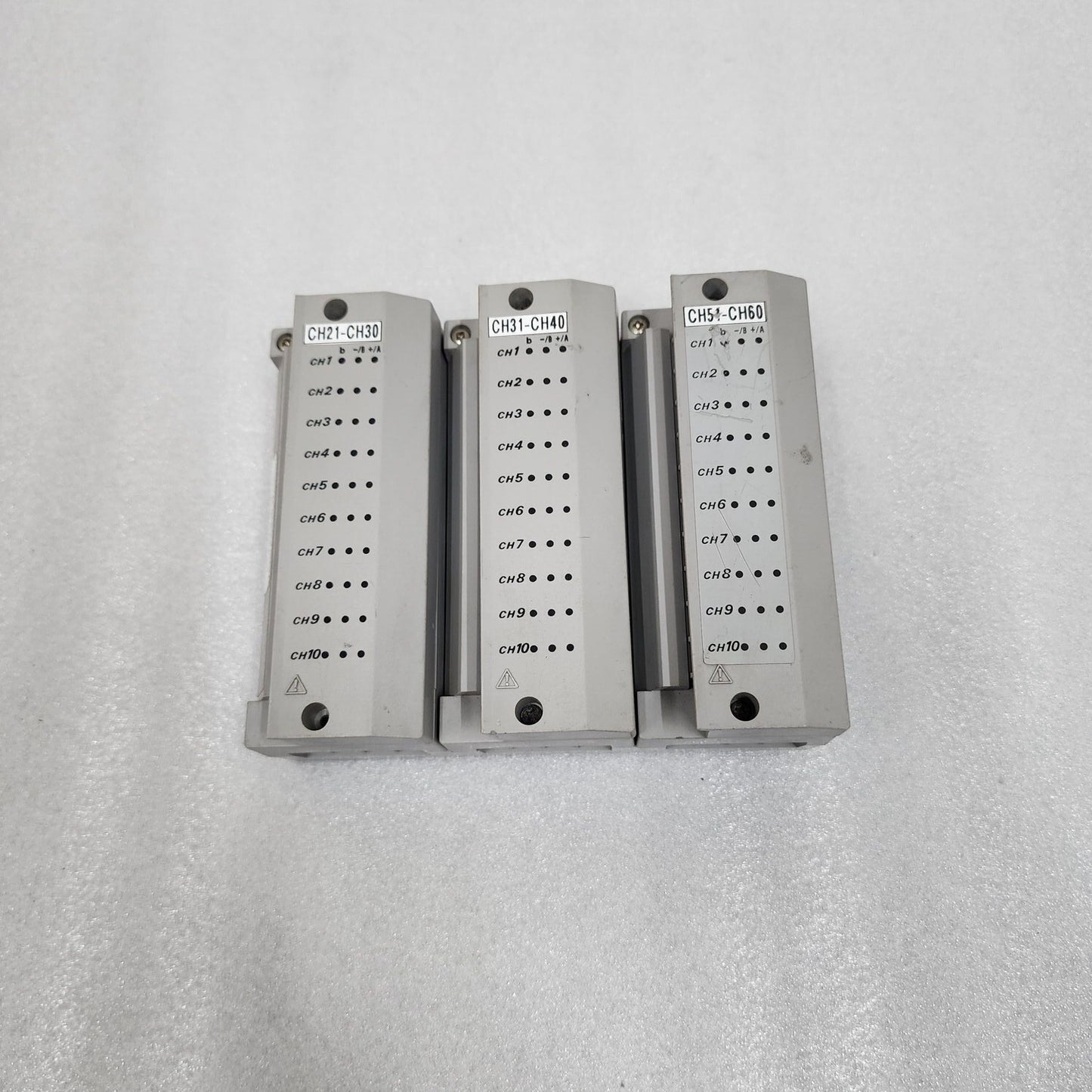 YOKOGAWA DU100-31-S1 DATA ACQUISITION UNIT 12A924374A