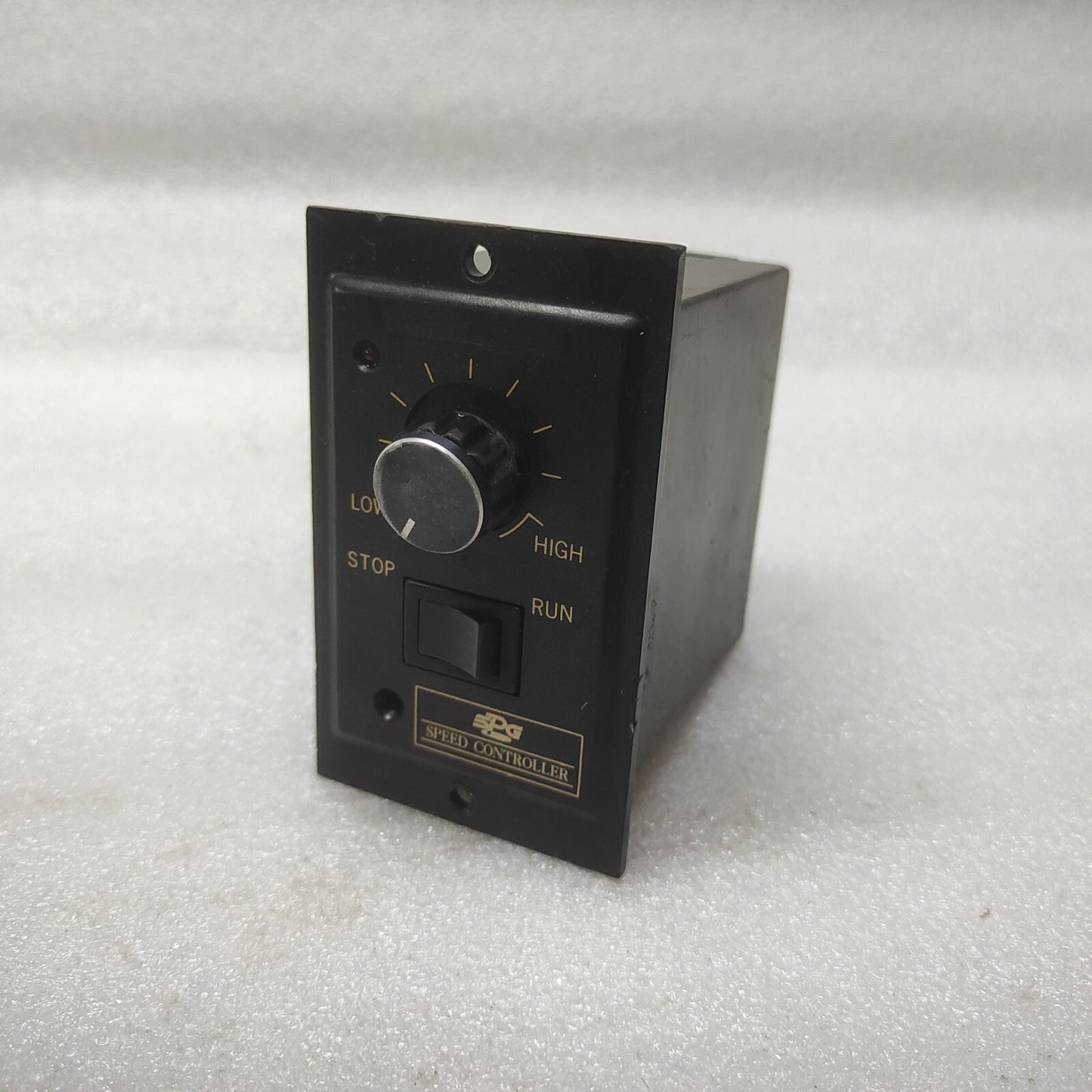 SPG SUA90IB-V12 SPEED CONTROLLER 220VAC 1.17A