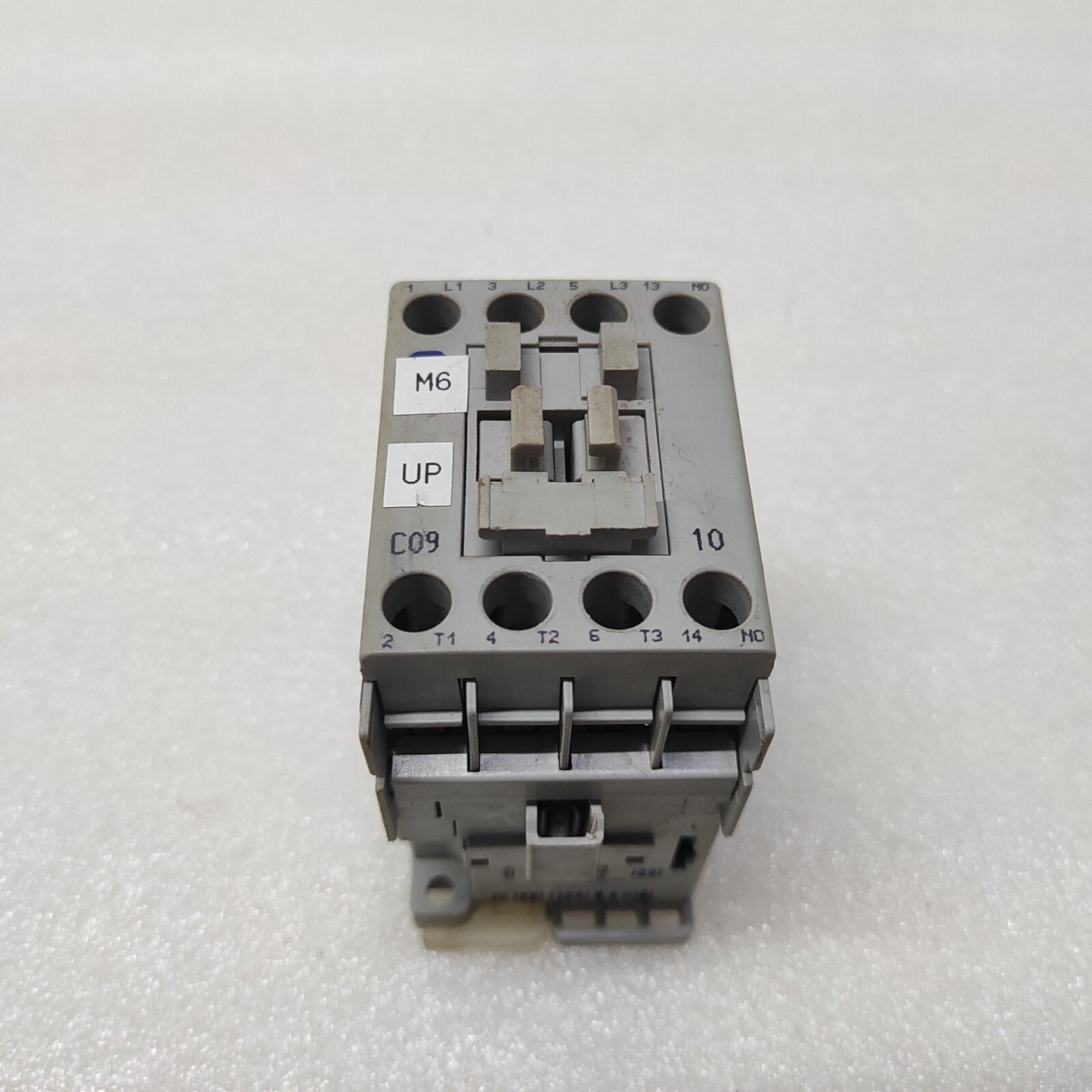 ALLEN BRADLEY CAT 100-C09-10 MAGNETIC CONTACTOR COIL VOLTAGE 110-280V