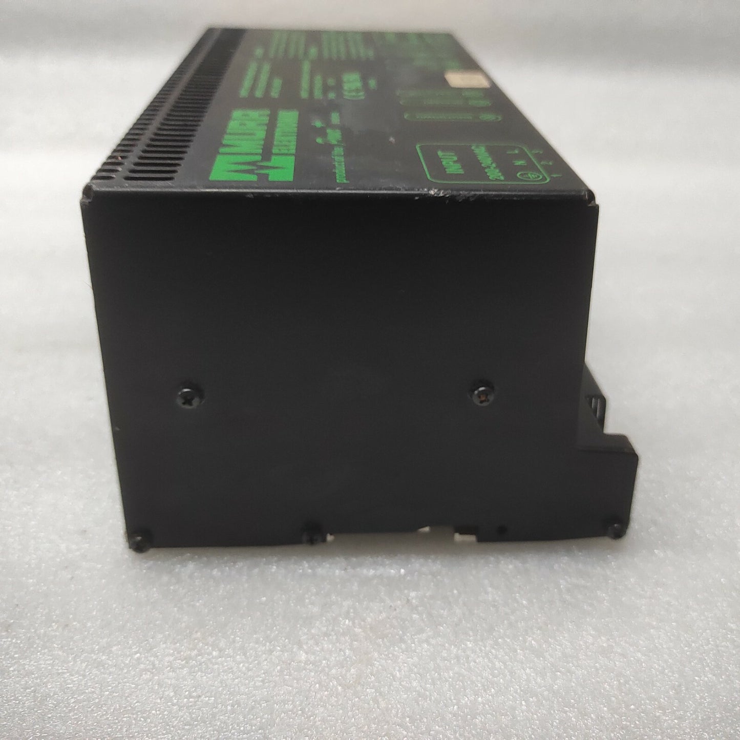 MURR ELEKTRONIK MPS10-230/24 POWER SUPPLY 85055 24VDC 10A