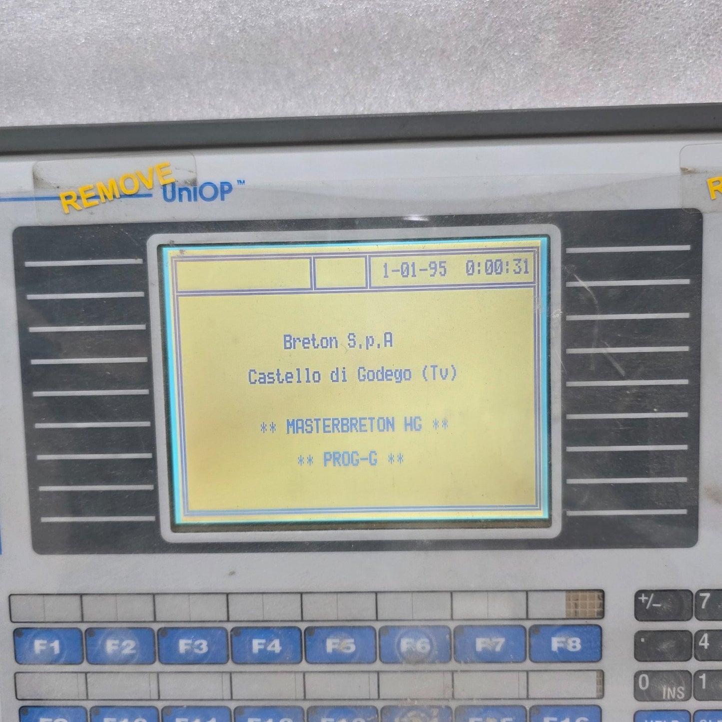 UNIOP MKDR-16-0045 OPERATOR INTERFACE PANEL 24VDC