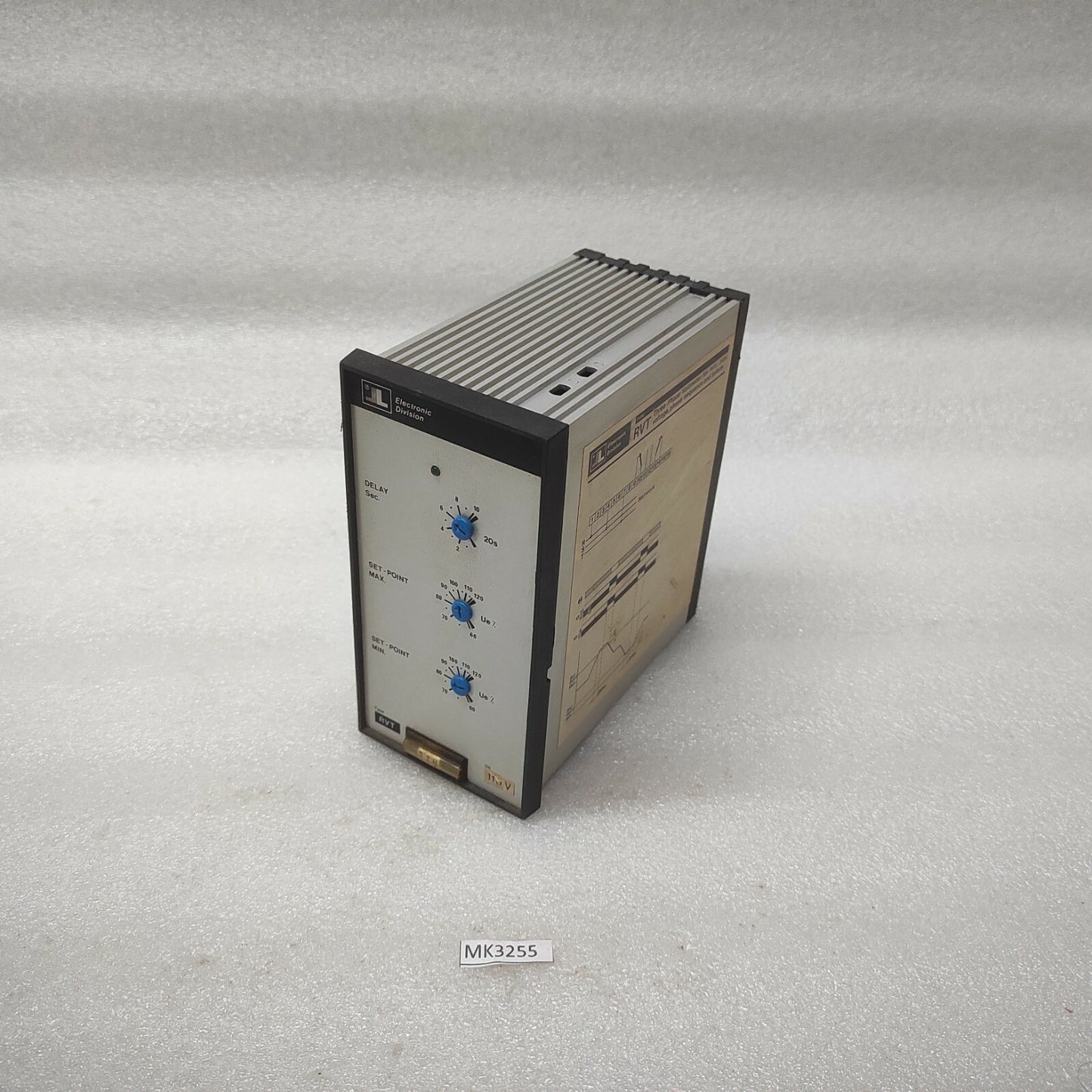 LOVATO ELECTRONIC DIVISION RVT 3-PH VOLT METER 110
