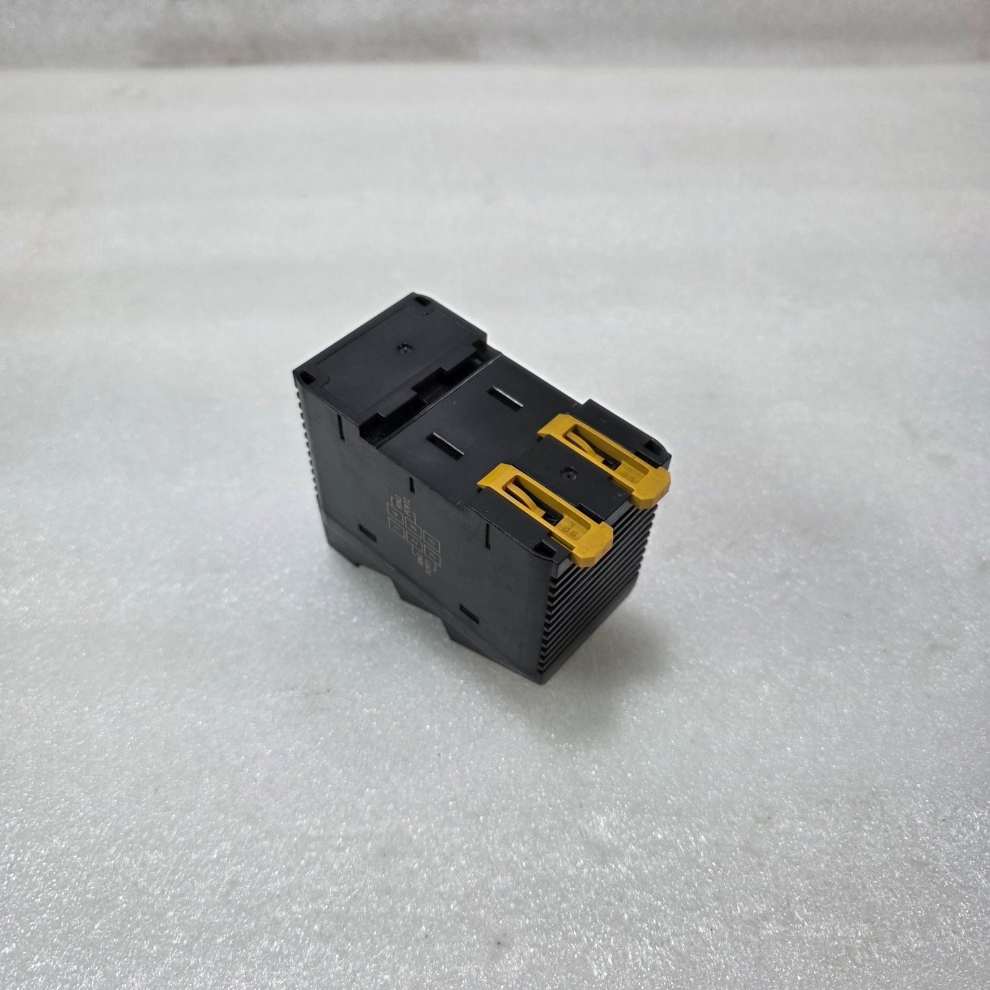 OMRON GX-JC06 ETHERCAT JUNCTION SLAVE MODULE | 6-PORT DISTRIBUTION UNIT | 24V DC
