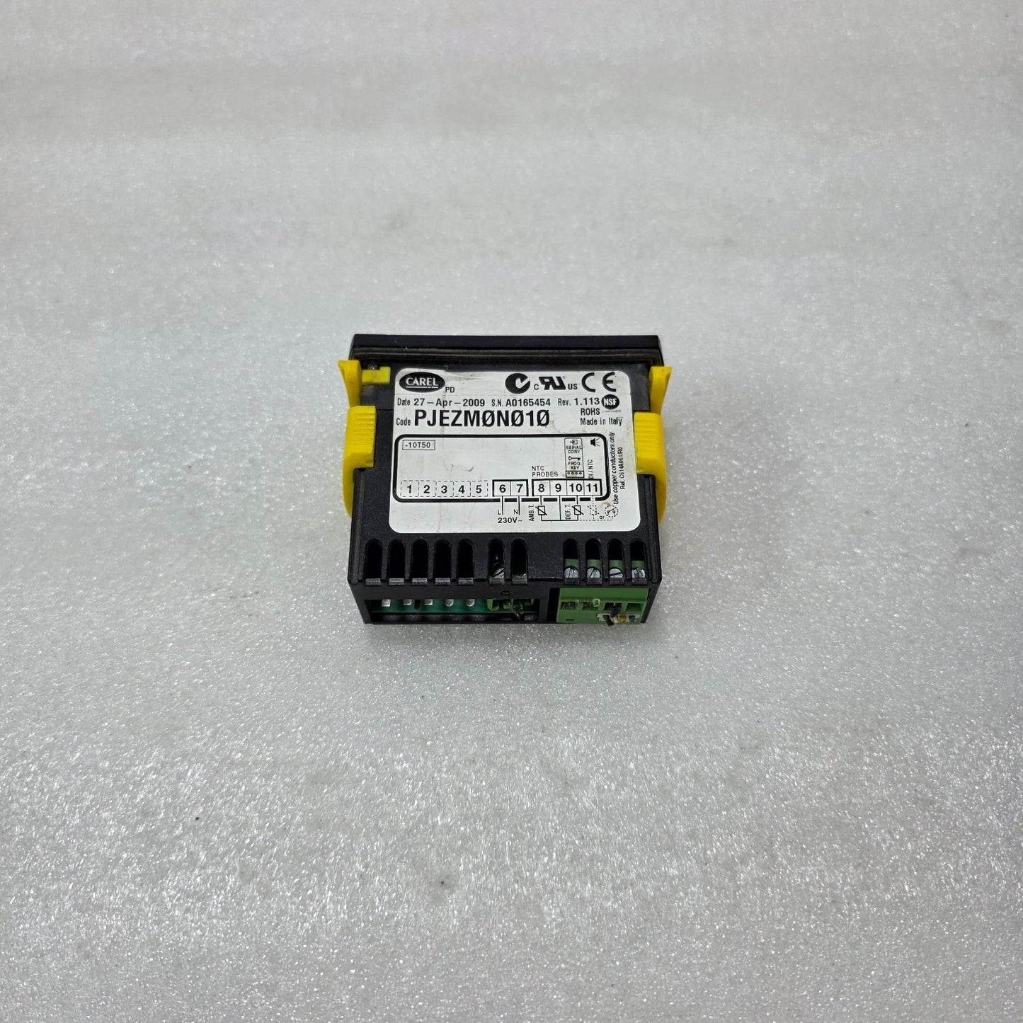 CAREL PJEZM0N010 DIGITAL TEMPERATURE CONTROLLER | 230V AC | REFRIGERATION CONTRO