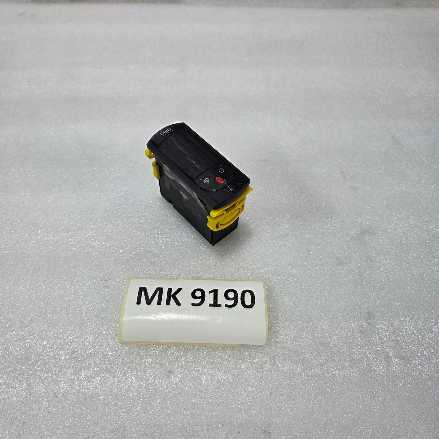 CAREL PJEZM0N010 DIGITAL TEMPERATURE CONTROLLER | 230V AC | REFRIGERATION CONTRO