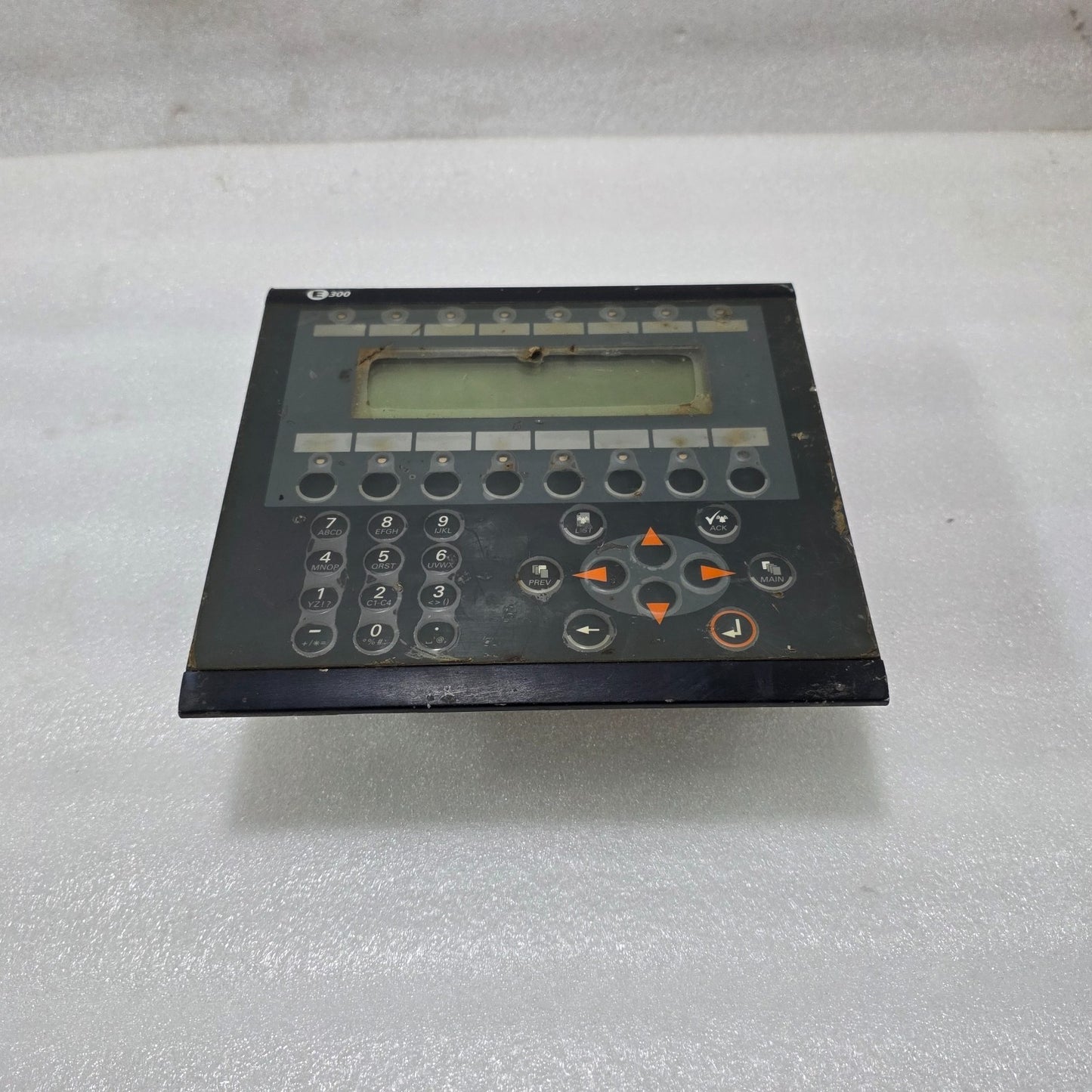 BEIJER ELECTRONICS E300 HMI PANEL – 24VDC INDUSTRIAL DISPLAY 04380A