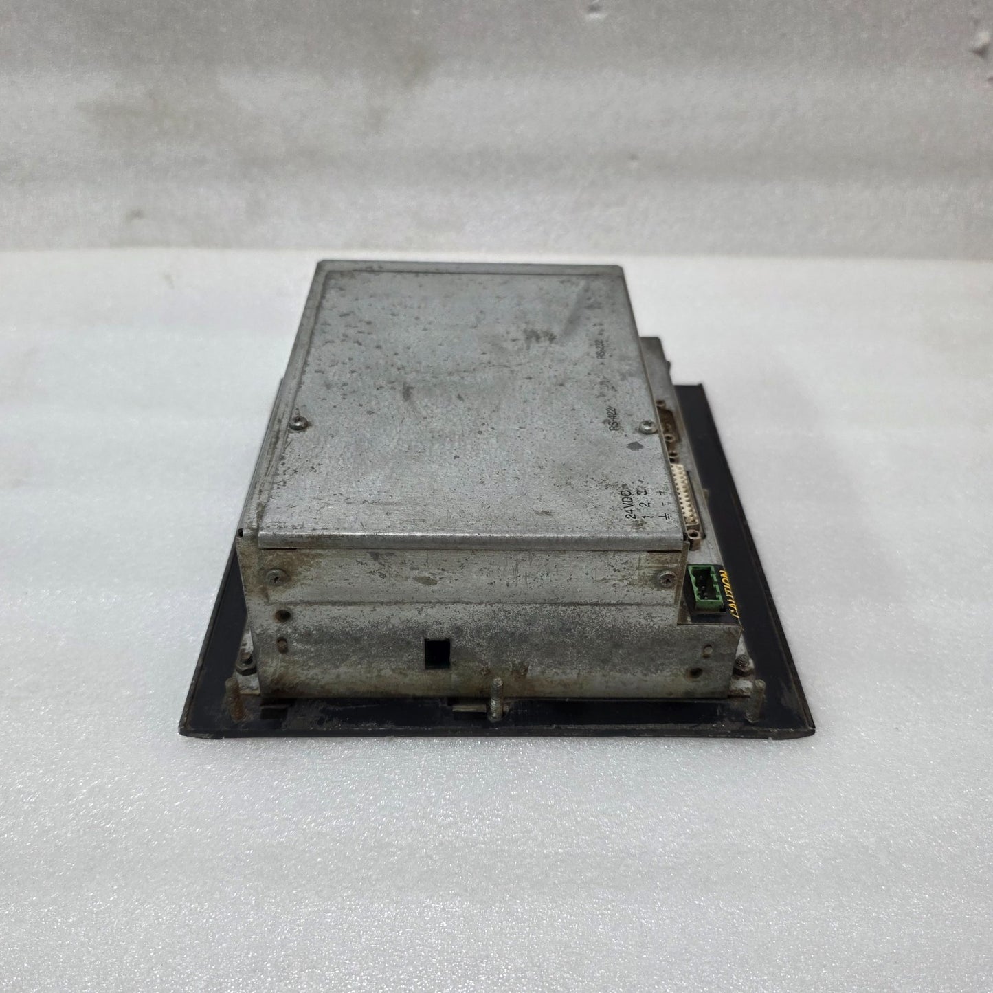 BEIJER ELECTRONICS E300 HMI PANEL – 24VDC INDUSTRIAL DISPLAY 04380A