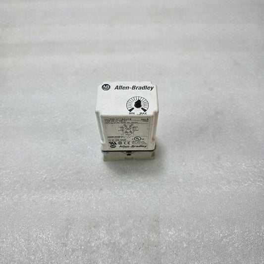 ALLEN BRADLEY 700-HT12AU12 TIME DELAY RELAY | 12V AC/DC | POWER ON DELAY 0.1–10S