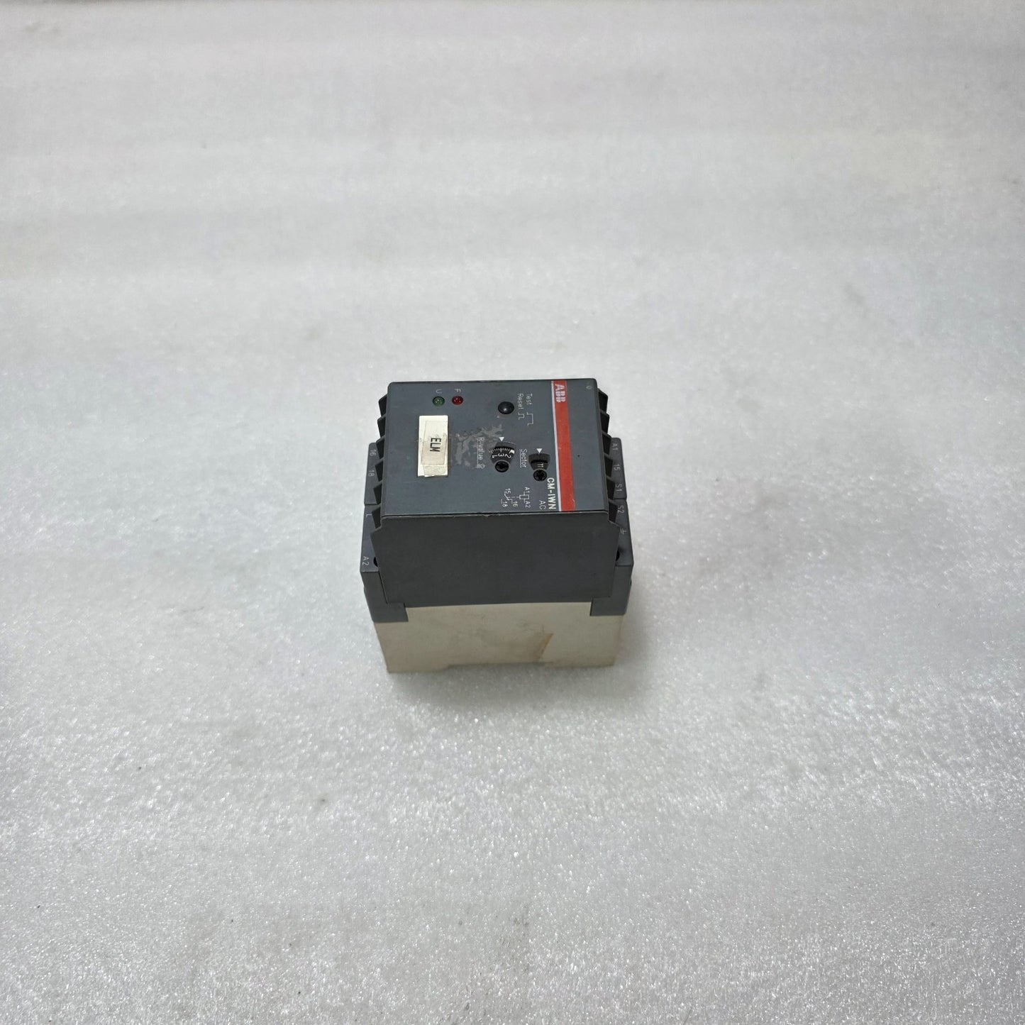 ABB CM-IWN-AC INSULATION MONITORING RELAY 1SVR450075R0000 | 24–240V AC/DC