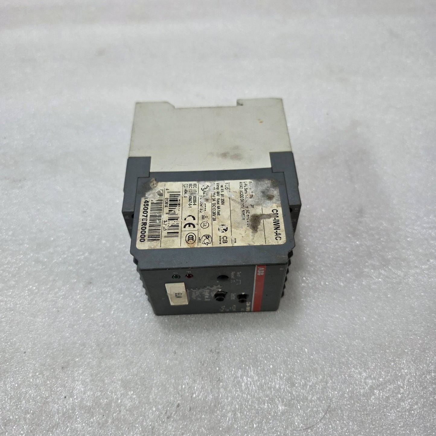 ABB CM-IWN-AC INSULATION MONITORING RELAY 1SVR450075R0000 | 24–240V AC/DC