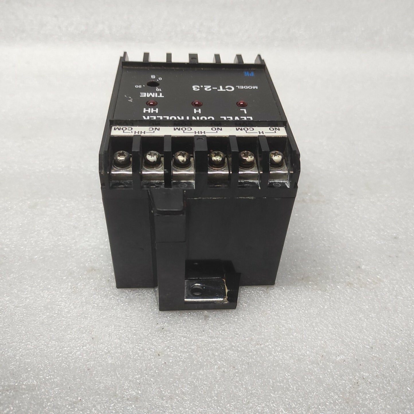 FELLOW KOGYO CT-2.3 LEVEL CONTROLLER 100-110/200-220V