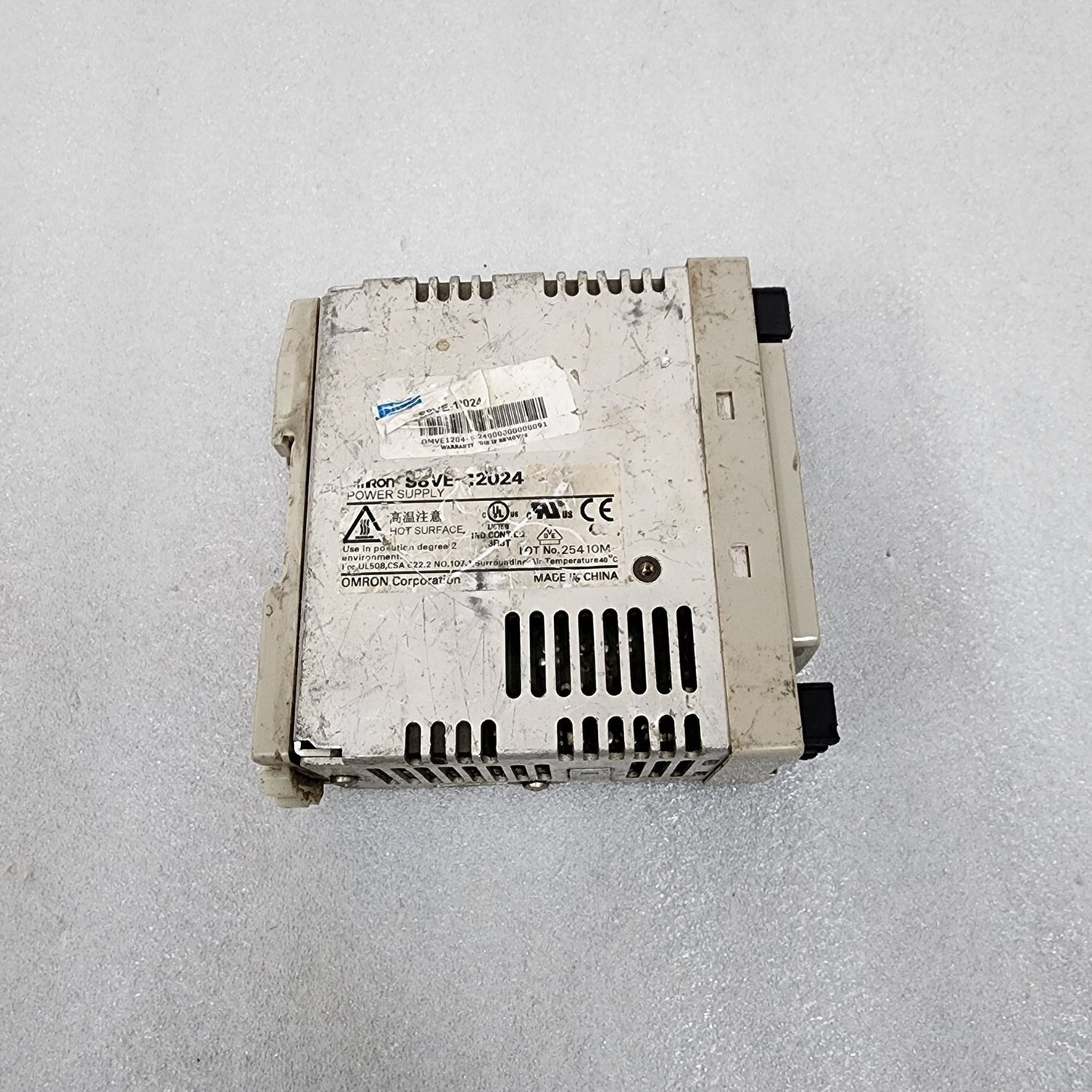 OMRON S8VE-12024 POWER SUPPLY 24VDC 5A