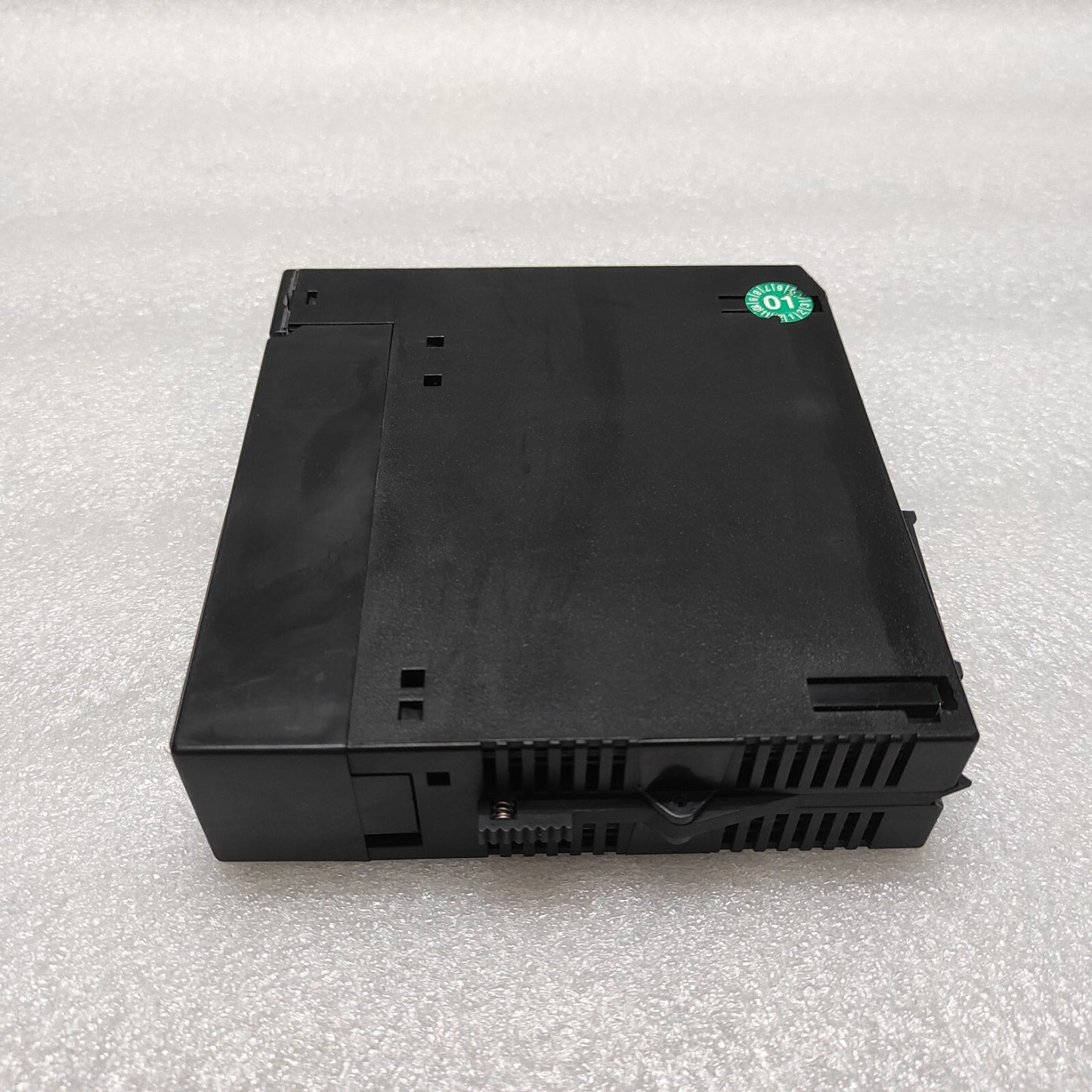GE FANUC IC693APU301N AXIS POSITION MODULE  EDGE BROKEN