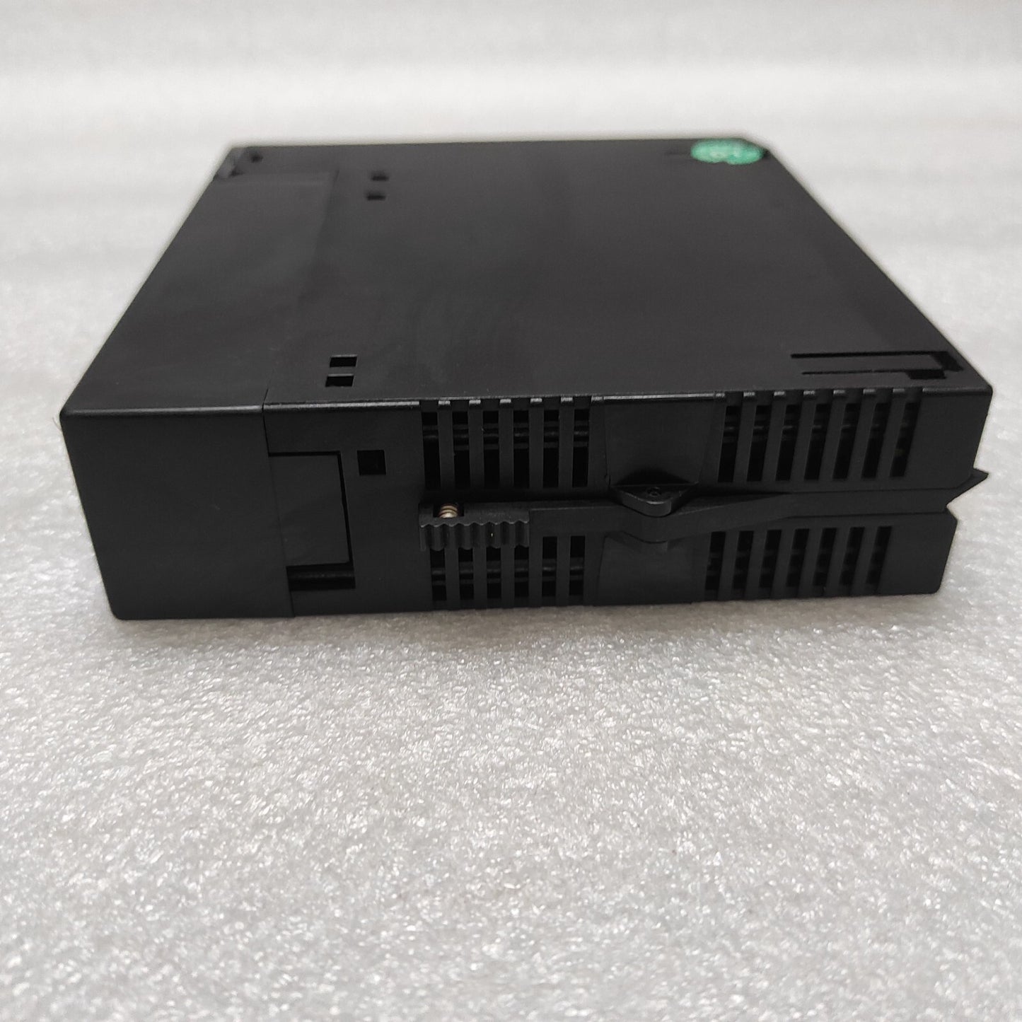 GE FANUC IC693APU301N AXIS POSITION MODULE  EDGE BROKEN