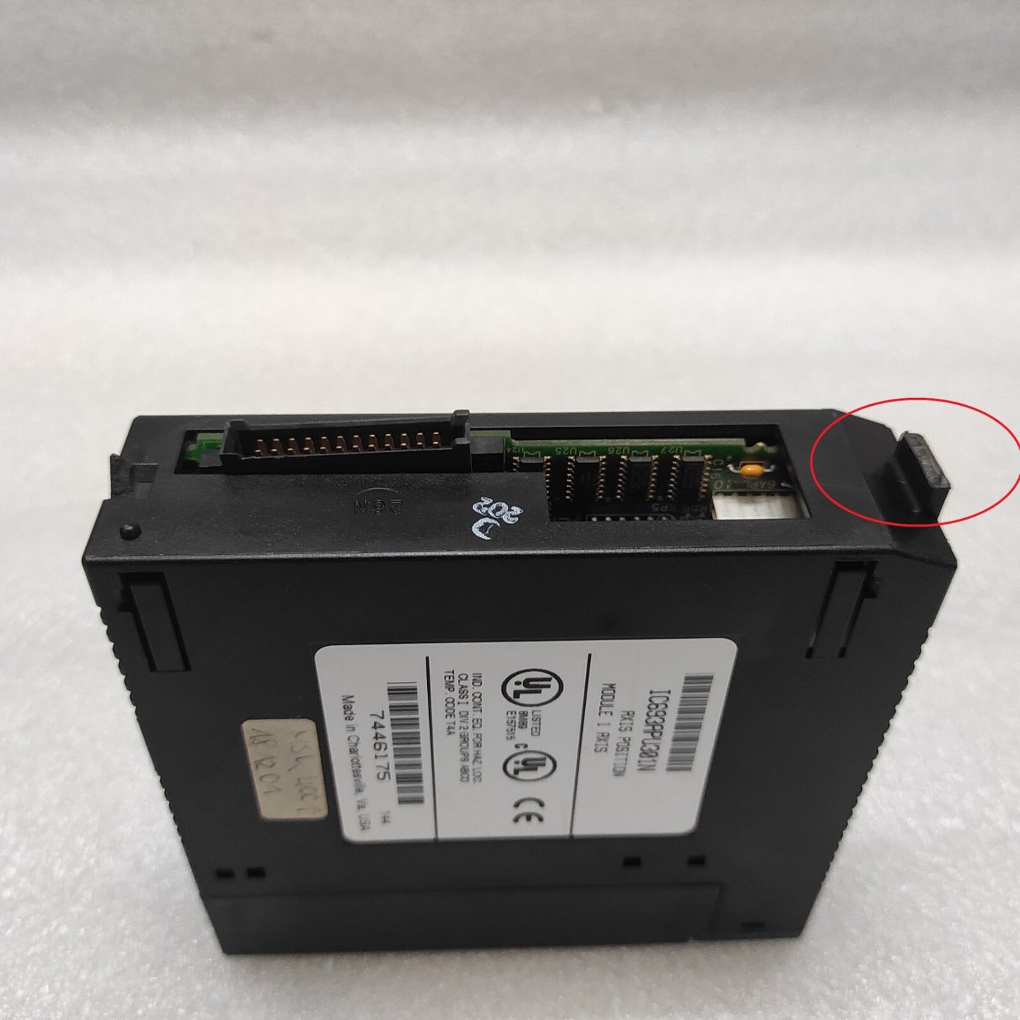 GE FANUC IC693APU301N AXIS POSITION MODULE  EDGE BROKEN
