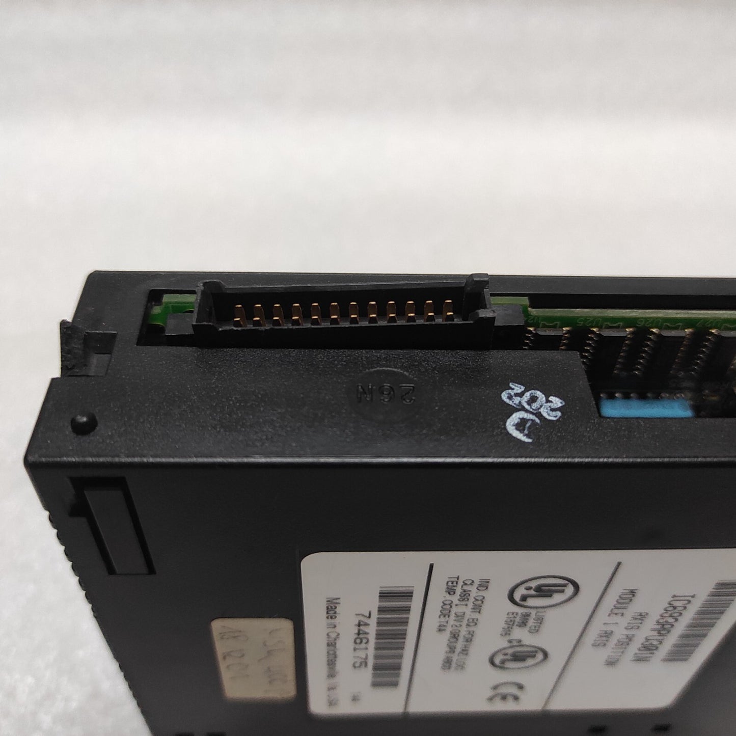 GE FANUC IC693APU301N AXIS POSITION MODULE  EDGE BROKEN