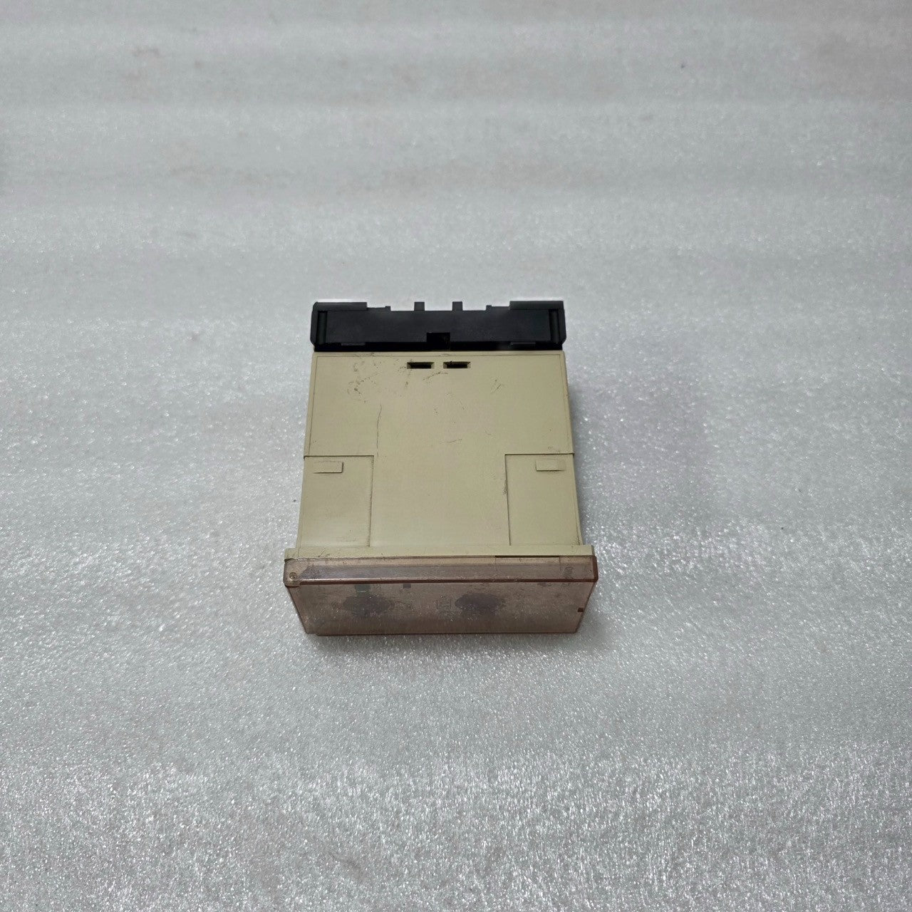 OMRON SAO-R1N ADJUSTABLE CURRENT SENSOR RELAY WITH TIME DELAY 100/110/120V