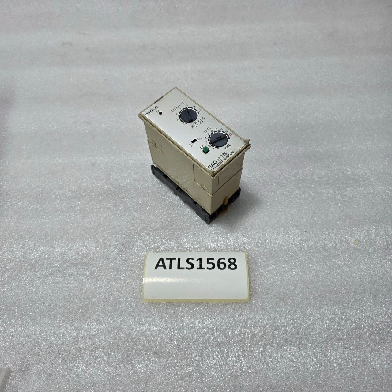 OMRON SAO-R1N ADJUSTABLE CURRENT SENSOR RELAY WITH TIME DELAY 100/110/120V