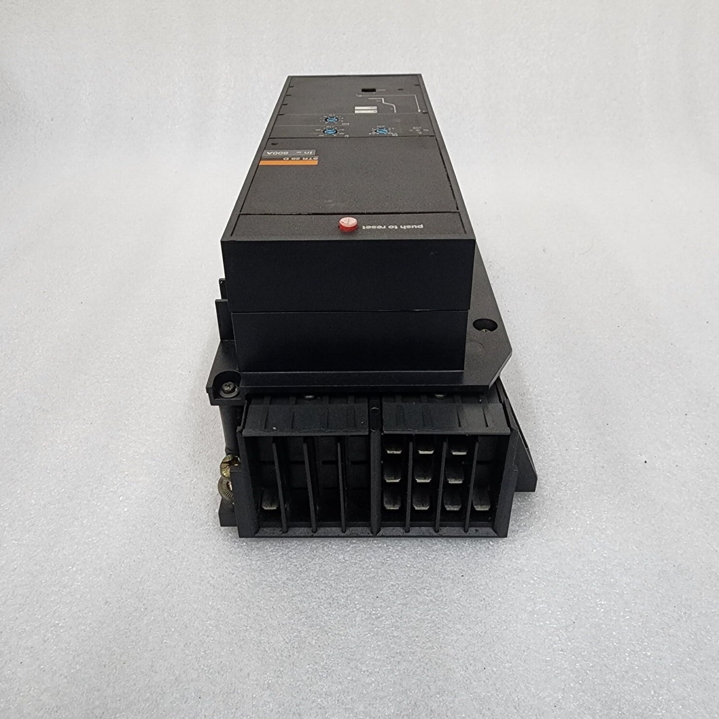 MERLIN GERIN STR28D CIRCUIT BREAKER TRIP CONTROL UNIT 800A TF2979